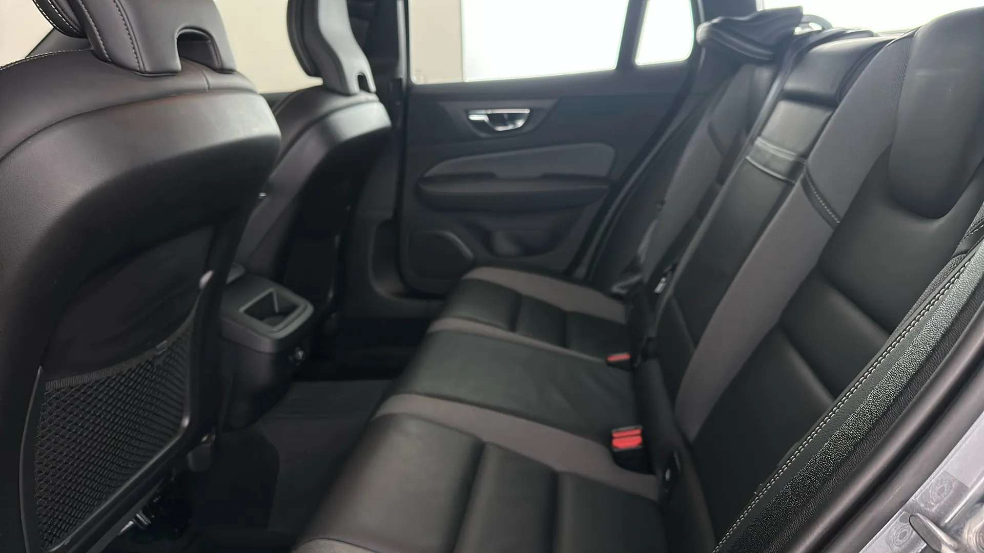 2019 VOLVO V60 2019 VOLVO V60