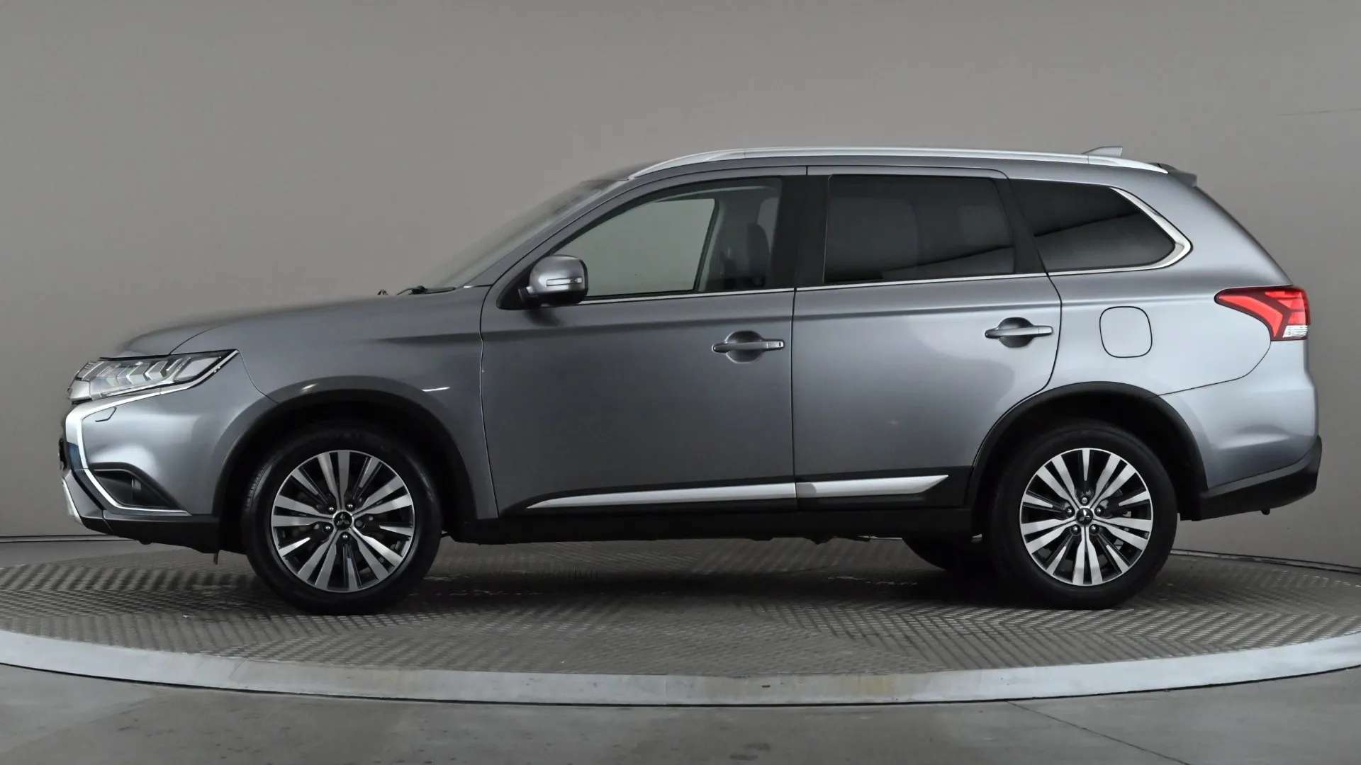 A 2020 MITSUBISHI OUTLANDER 2.0 Exceed CVT A 2020 MITSUBISHI OUTLANDER 2.0 Exceed CVT
