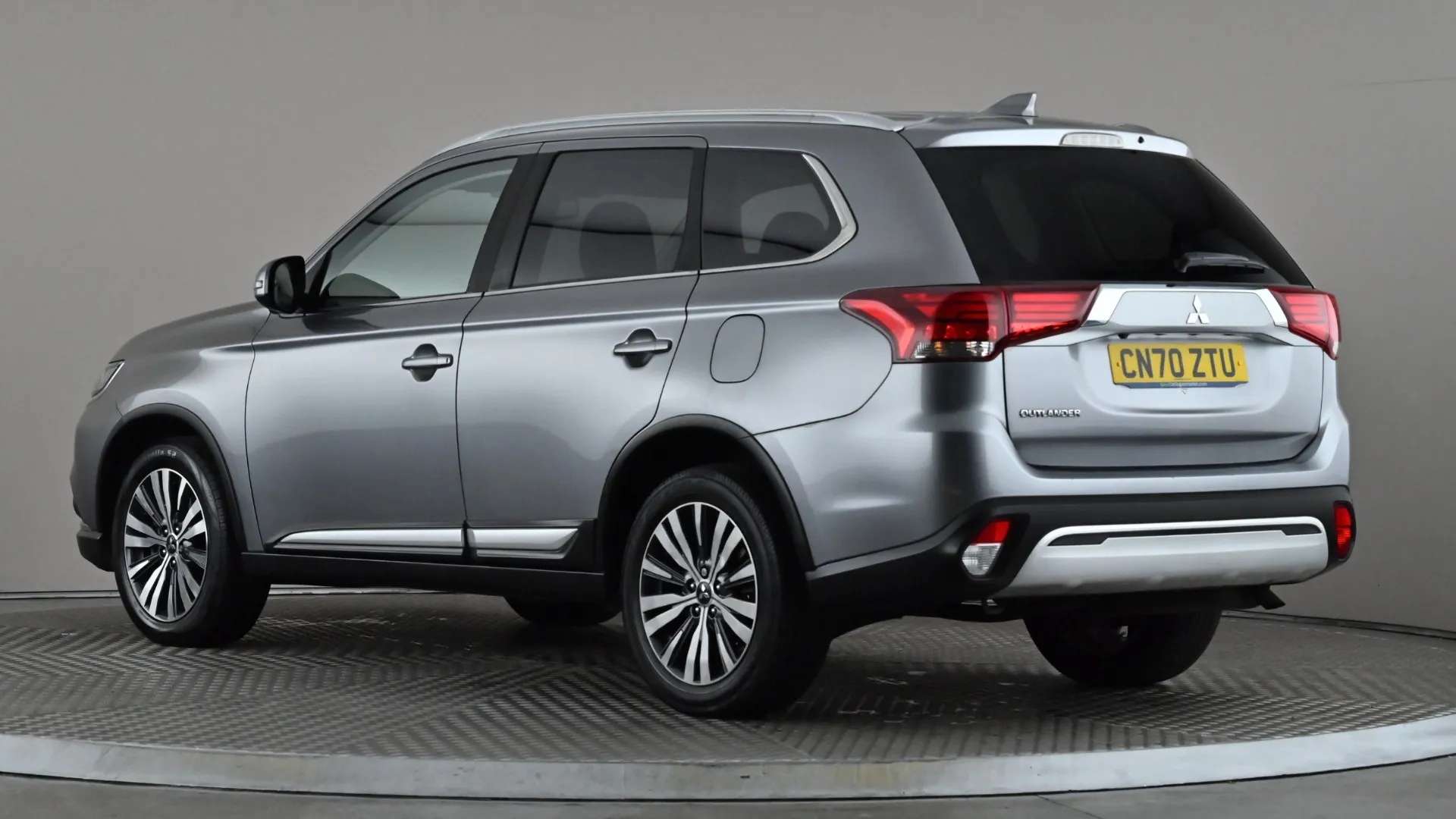 A 2020 MITSUBISHI OUTLANDER 2.0 Exceed CVT A 2020 MITSUBISHI OUTLANDER 2.0 Exceed CVT