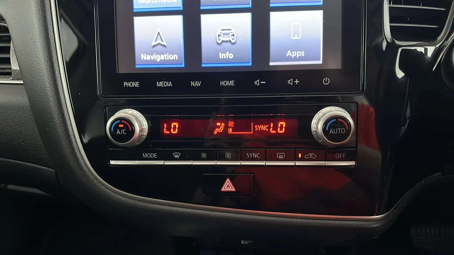 2020 MITSUBISHI OUTLANDER 2020 MITSUBISHI OUTLANDER