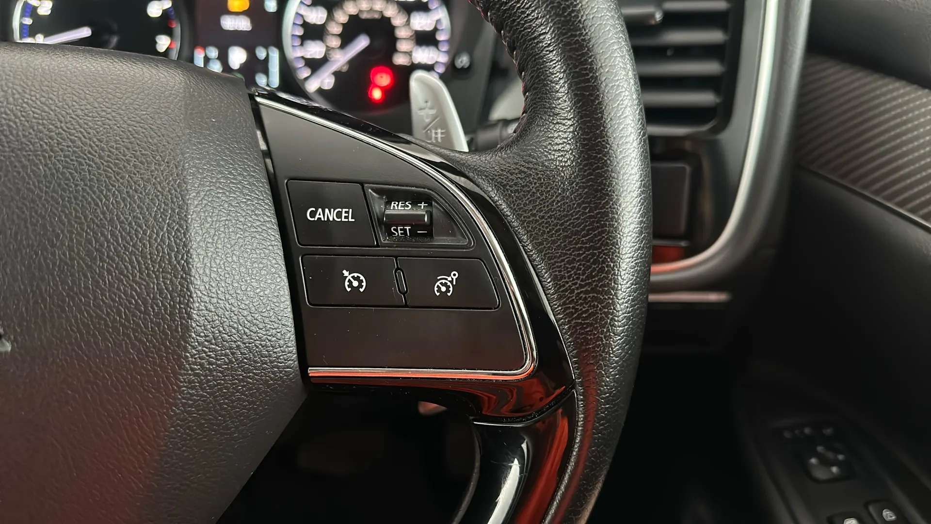 2020 MITSUBISHI OUTLANDER 2020 MITSUBISHI OUTLANDER