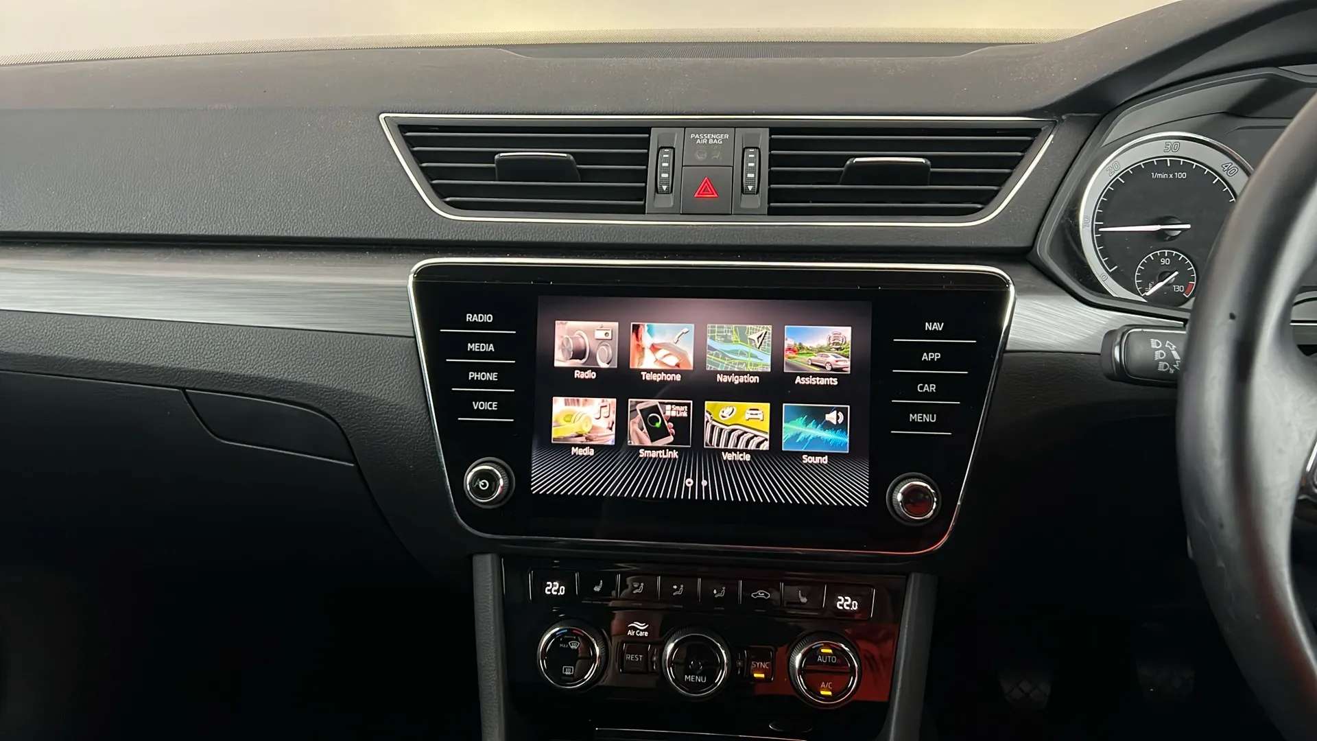 2020 SKODA SUPERB 2020 SKODA SUPERB