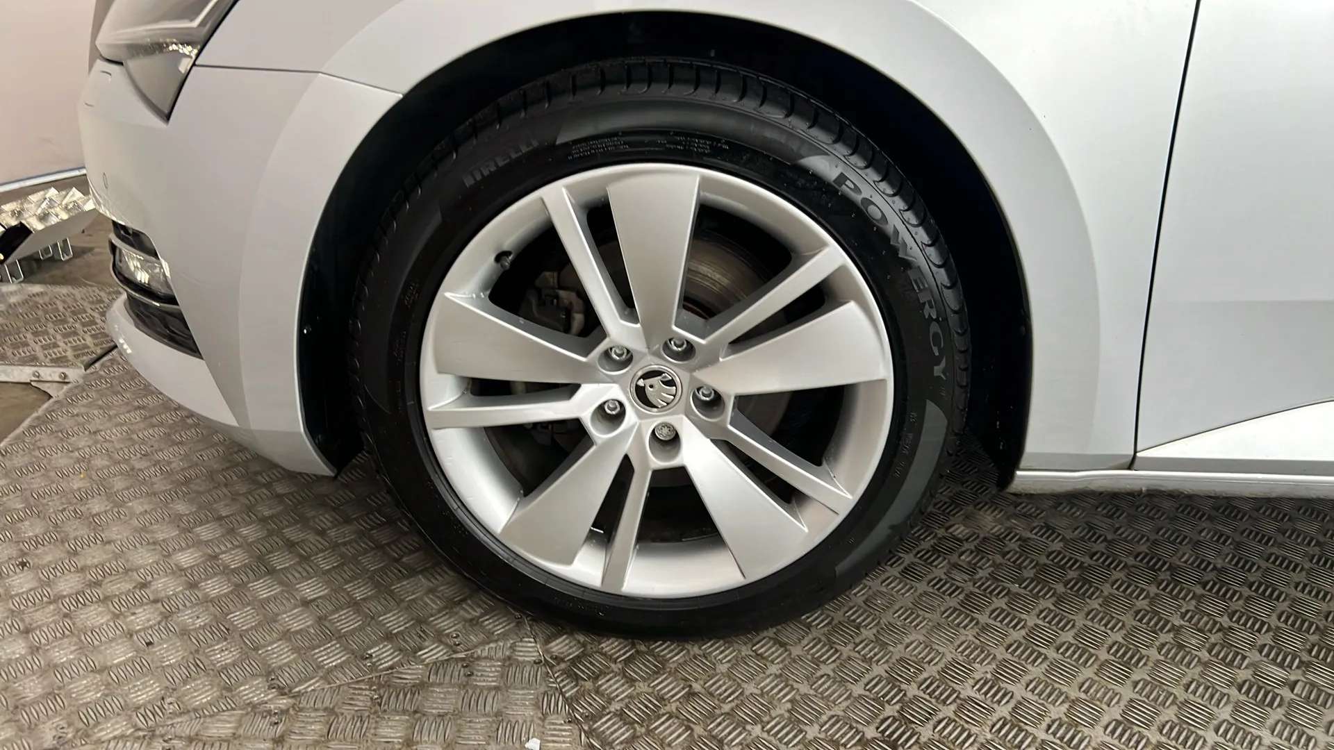 2020 SKODA SUPERB 2020 SKODA SUPERB