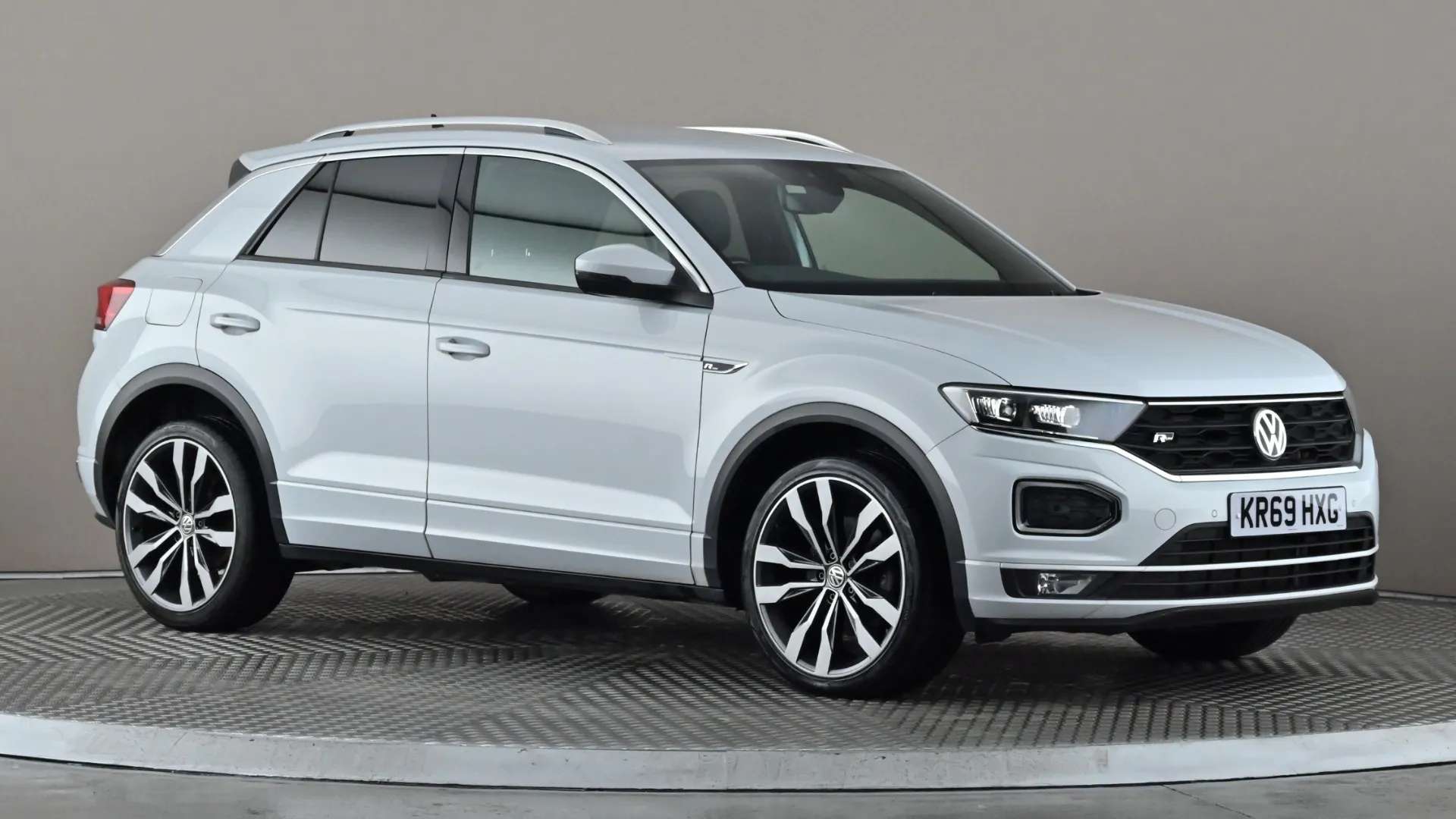 A 2019 VOLKSWAGEN T-ROC 2.0 TDI R-Line A 2019 VOLKSWAGEN T-ROC 2.0 TDI R-Line
