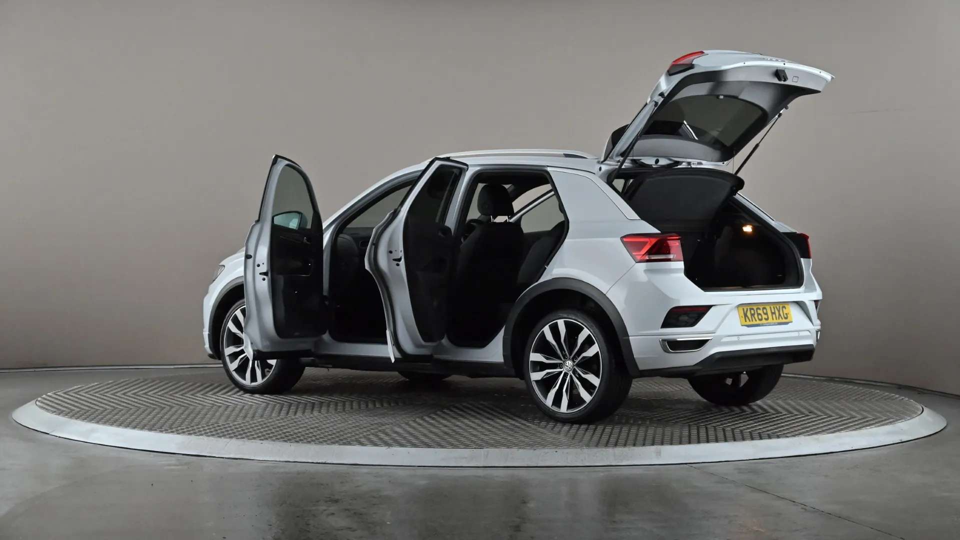 2019 VOLKSWAGEN T-ROC 2019 VOLKSWAGEN T-ROC