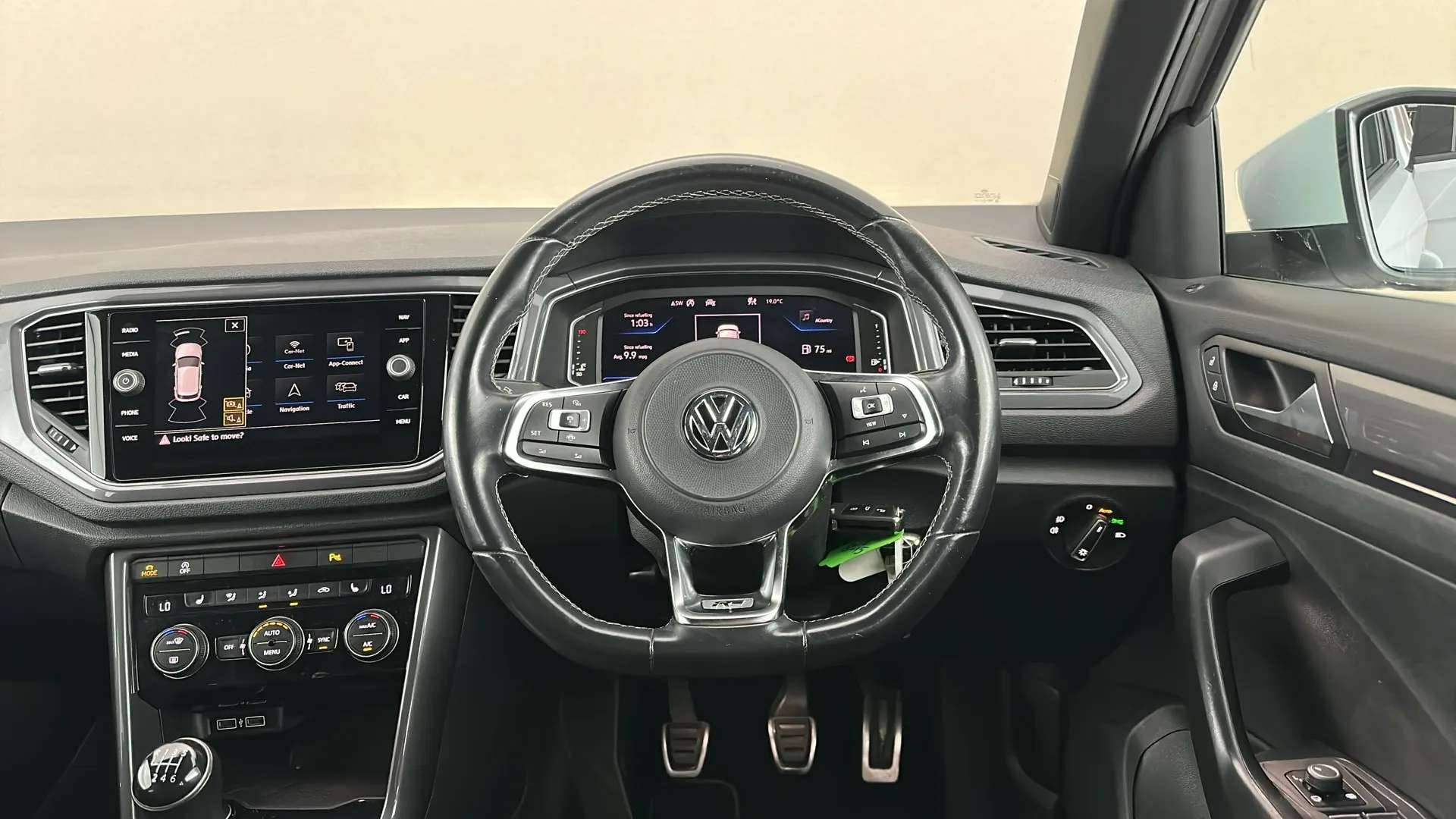 2019 VOLKSWAGEN T-ROC 2019 VOLKSWAGEN T-ROC