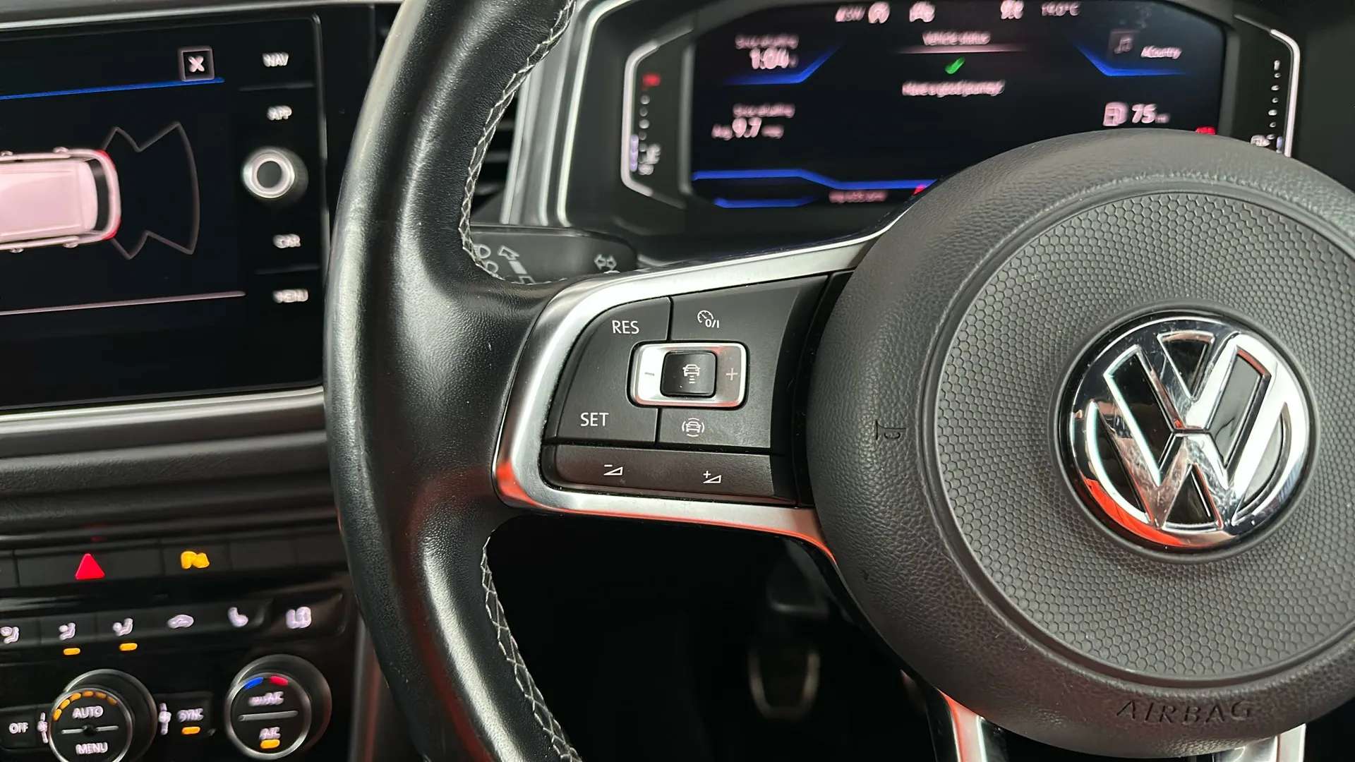 2019 VOLKSWAGEN T-ROC 2019 VOLKSWAGEN T-ROC