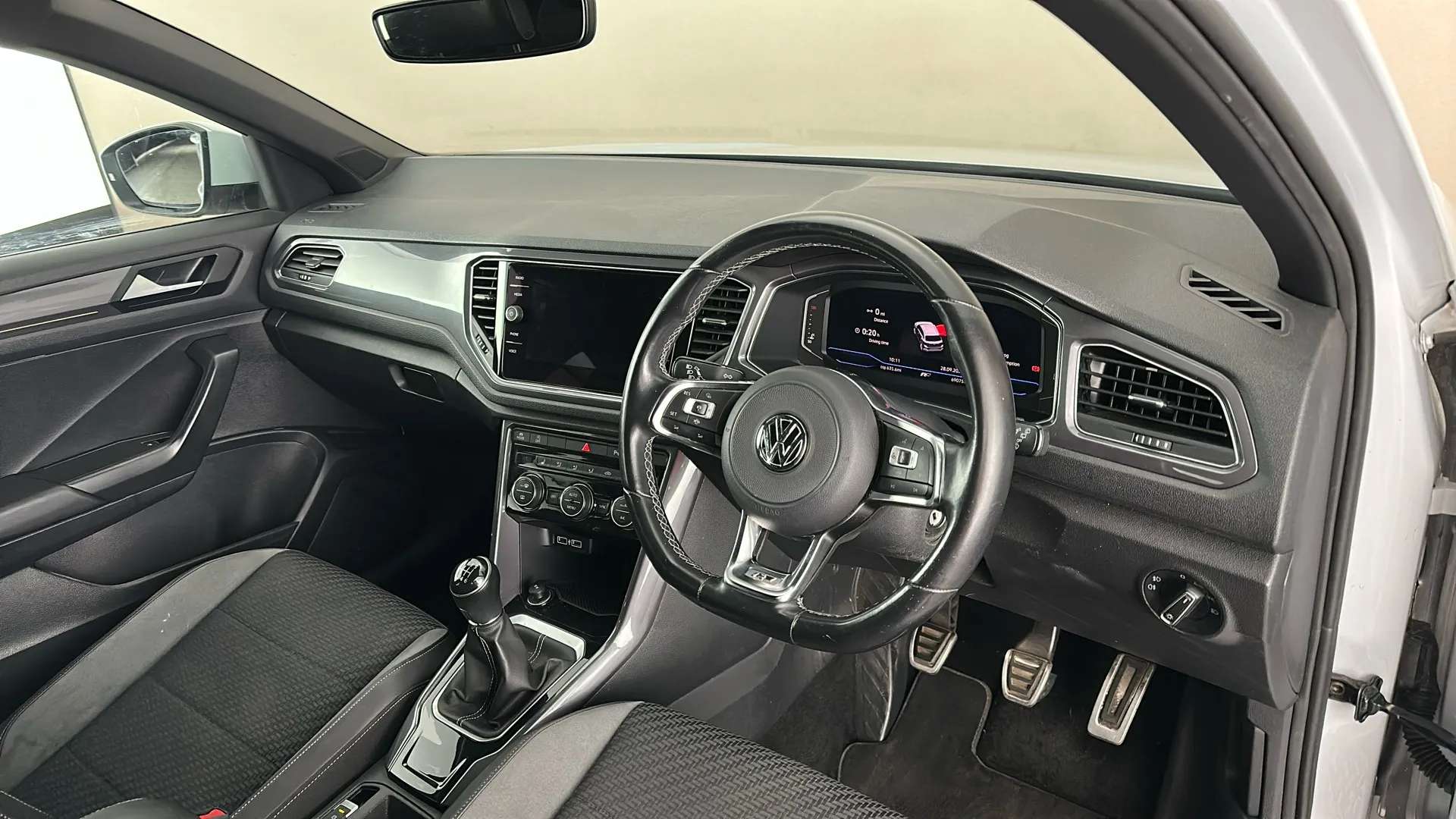 2019 VOLKSWAGEN T-ROC 2019 VOLKSWAGEN T-ROC