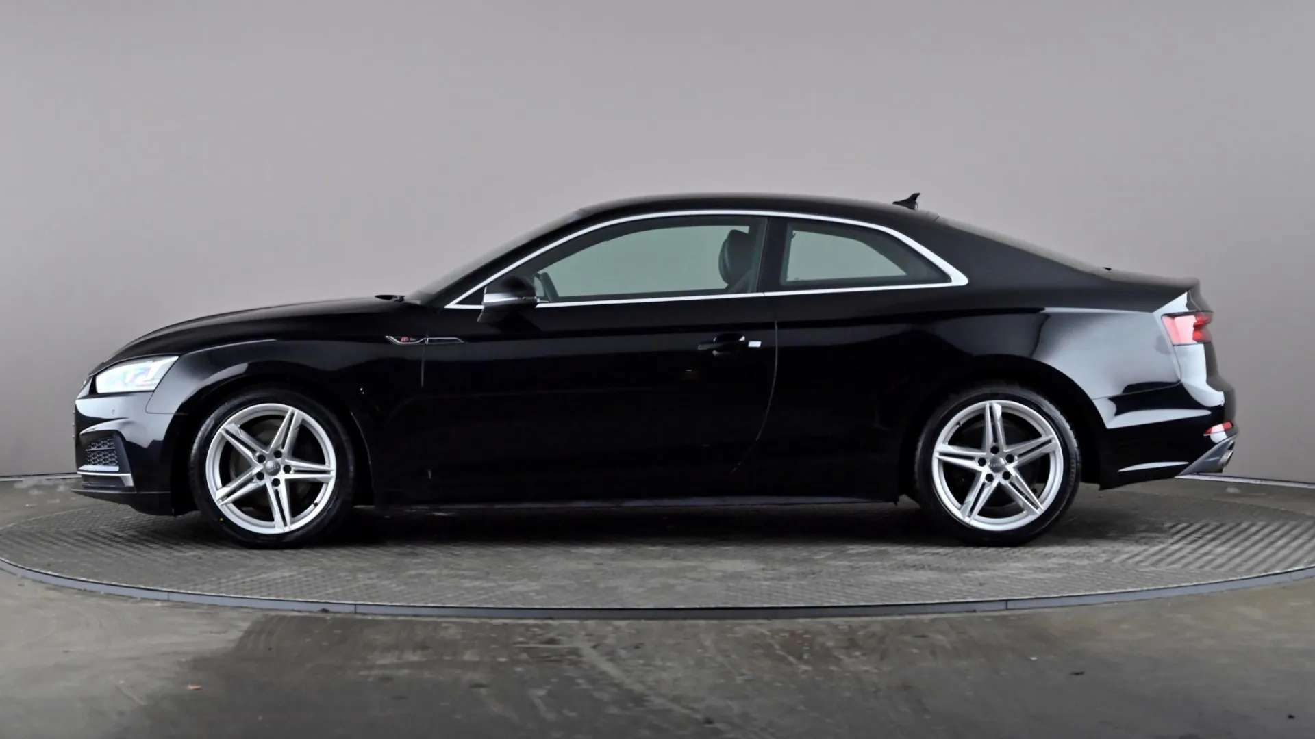 A 2018 AUDI A5 2.0 TFSI S Line A 2018 AUDI A5 2.0 TFSI S Line