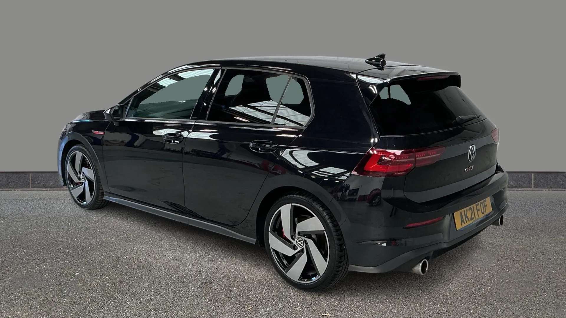 A 2021 VOLKSWAGEN GOLF 2.0 TSI GTI DSG A 2021 VOLKSWAGEN GOLF 2.0 TSI GTI DSG