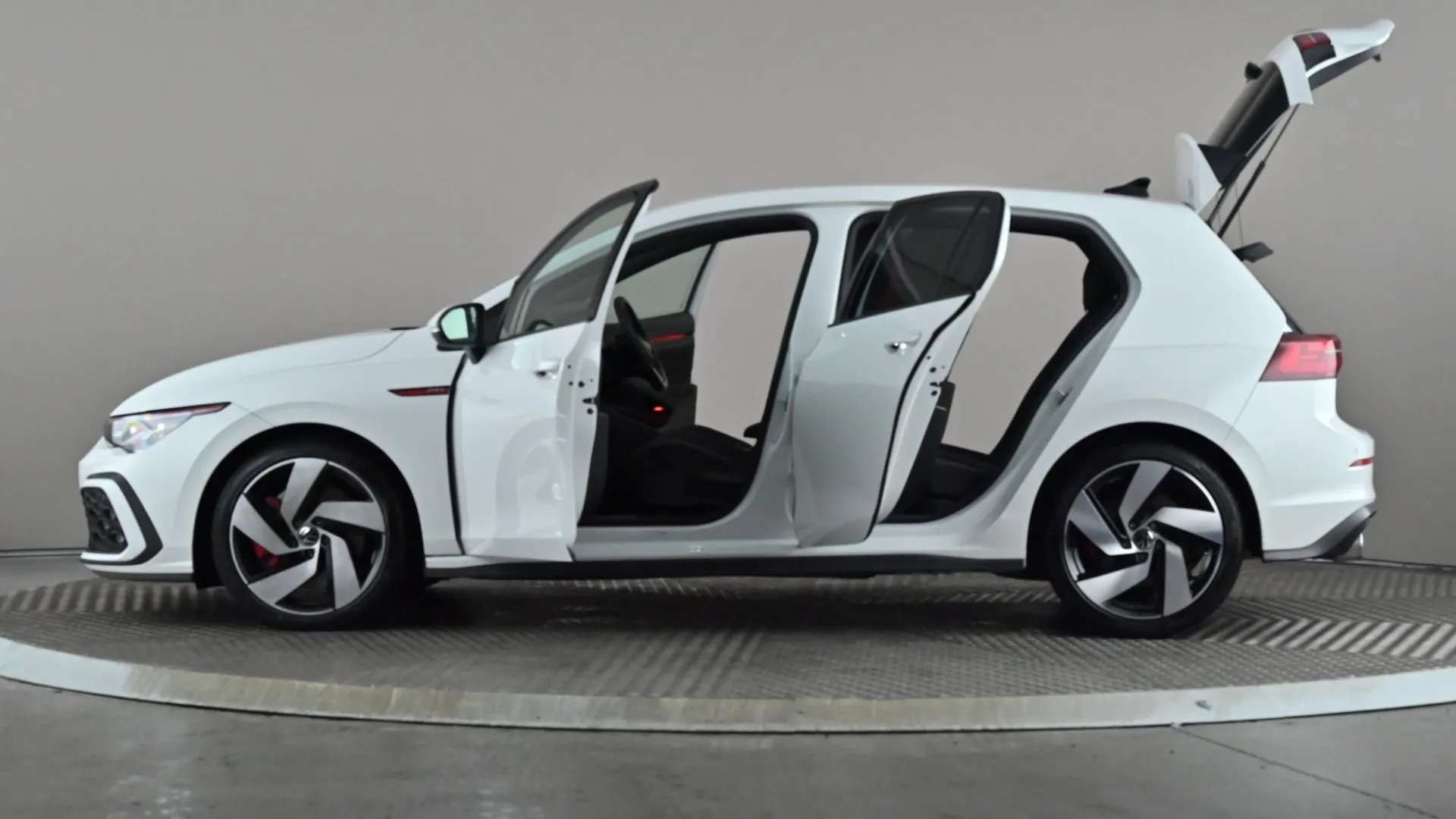 2021 VOLKSWAGEN GOLF 2021 VOLKSWAGEN GOLF