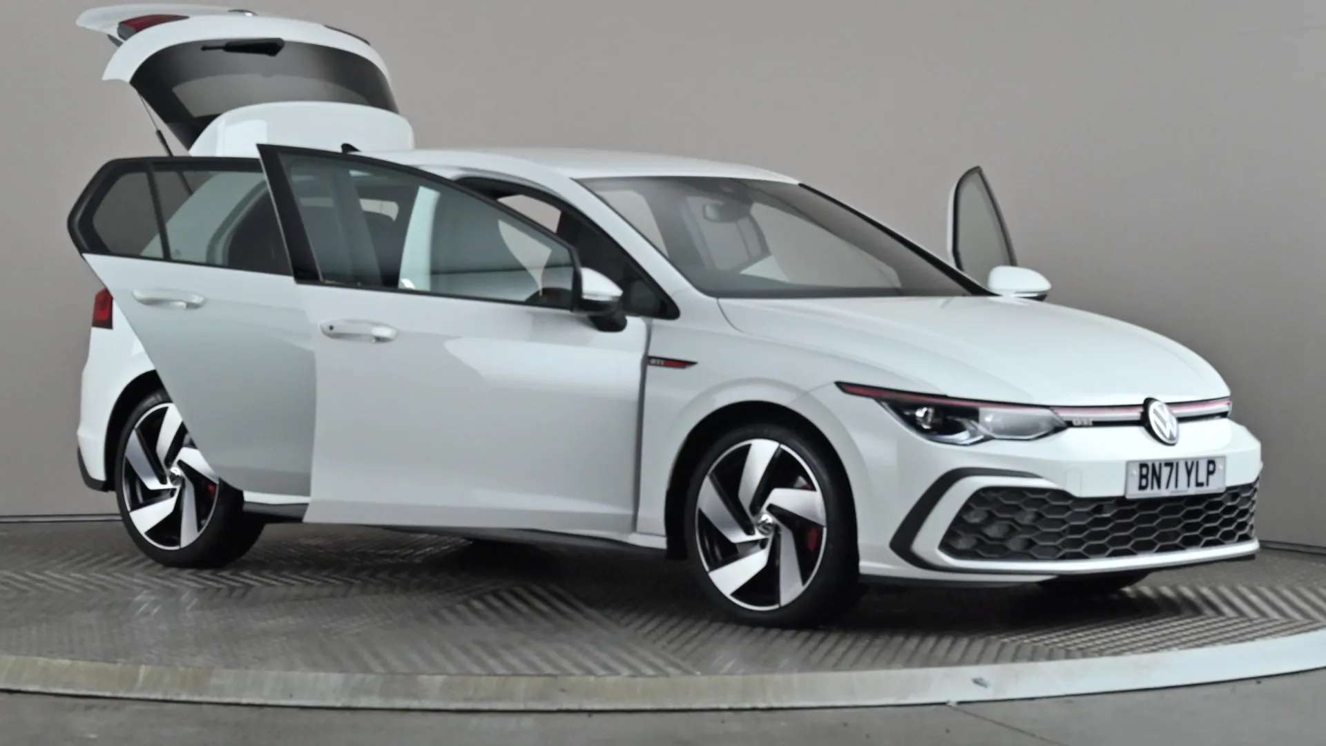 2021 VOLKSWAGEN GOLF 2021 VOLKSWAGEN GOLF