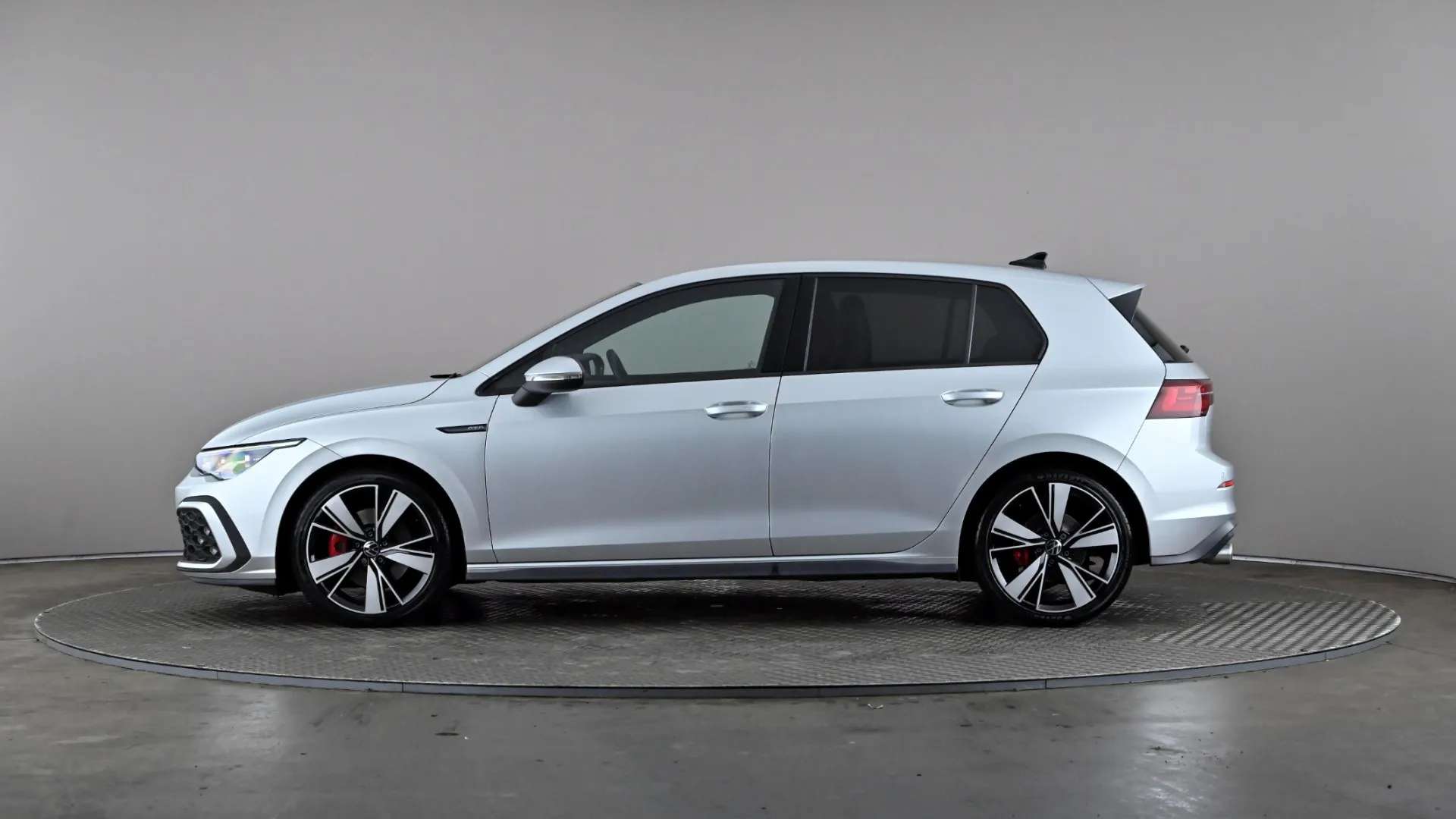 A 2021 VOLKSWAGEN GOLF 2.0 TDI 200 GTD DSG A 2021 VOLKSWAGEN GOLF 2.0 TDI 200 GTD DSG