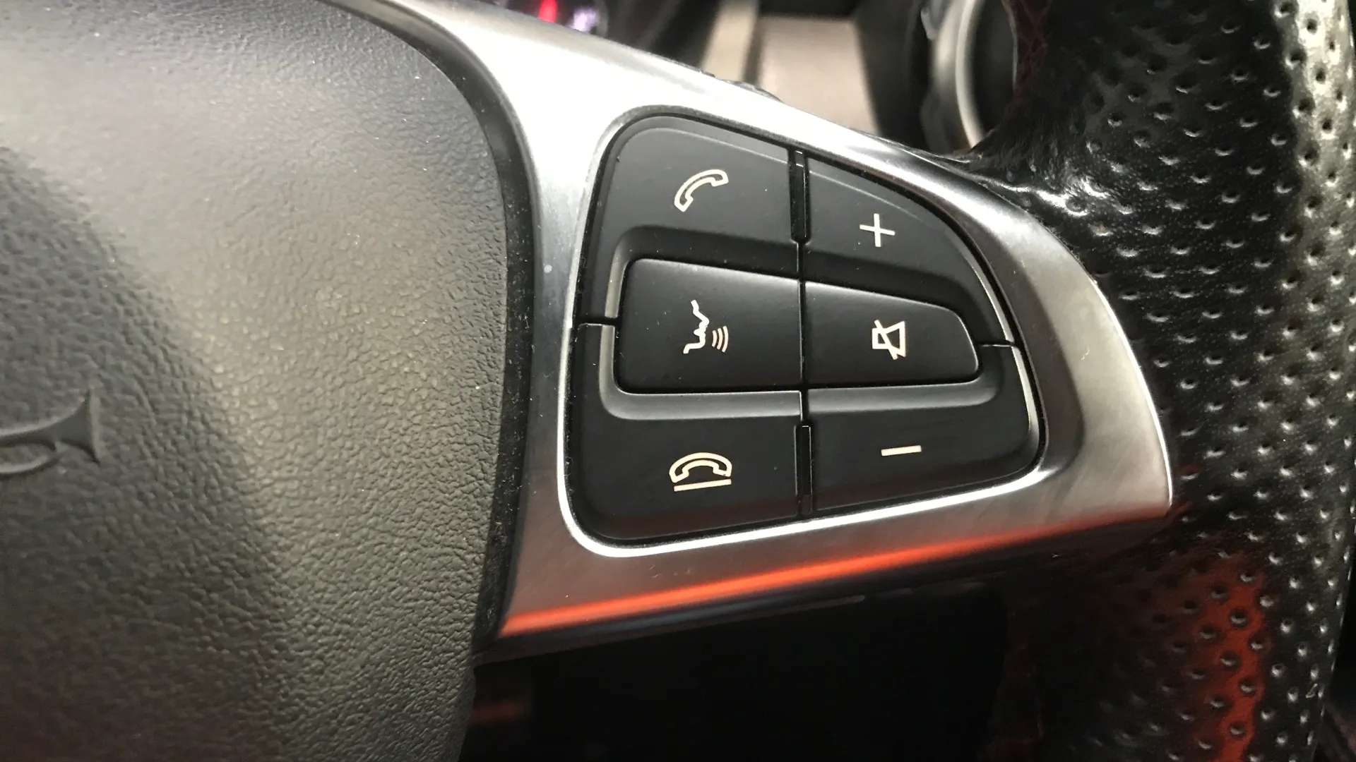 2017 MERCEDES-BENZ GLA 2017 MERCEDES-BENZ GLA