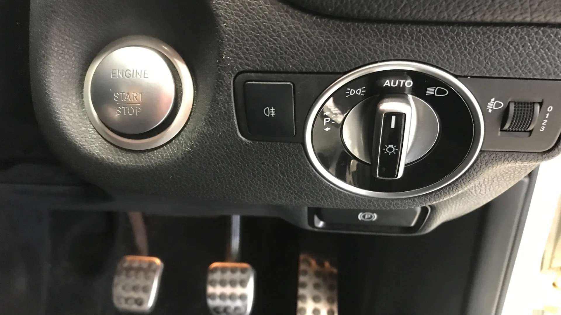 2017 MERCEDES-BENZ GLA 2017 MERCEDES-BENZ GLA