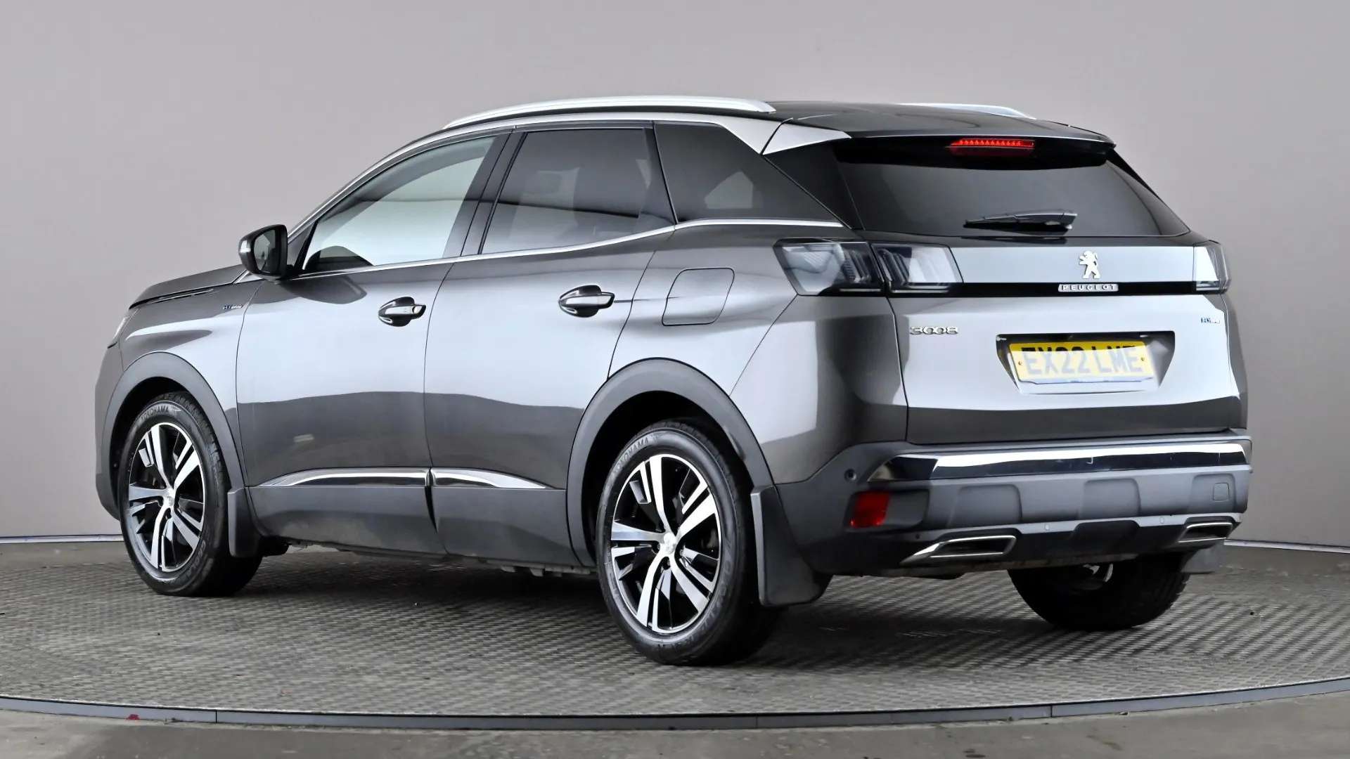 A 2022 PEUGEOT 3008 1.6 Hybrid 225 GT e-EAT8 A 2022 PEUGEOT 3008 1.6 Hybrid 225 GT e-EAT8