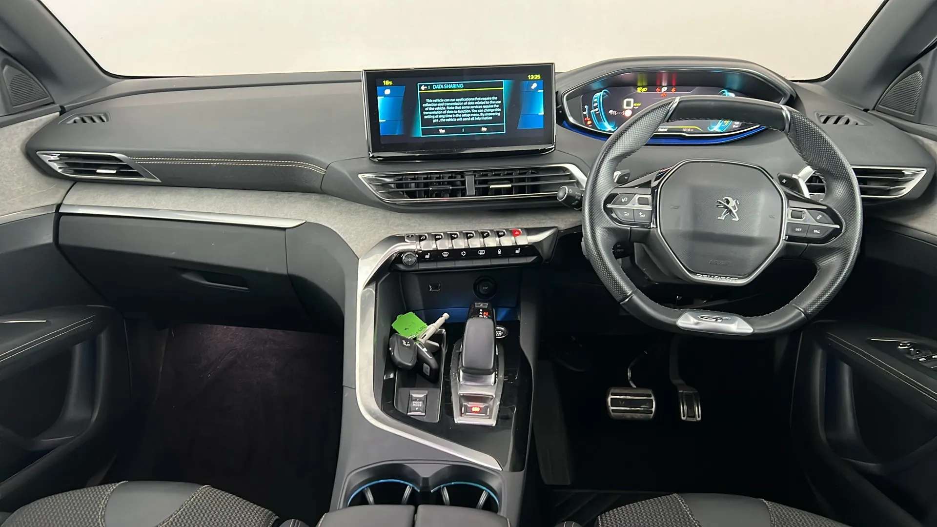 2022 PEUGEOT 3008 2022 PEUGEOT 3008