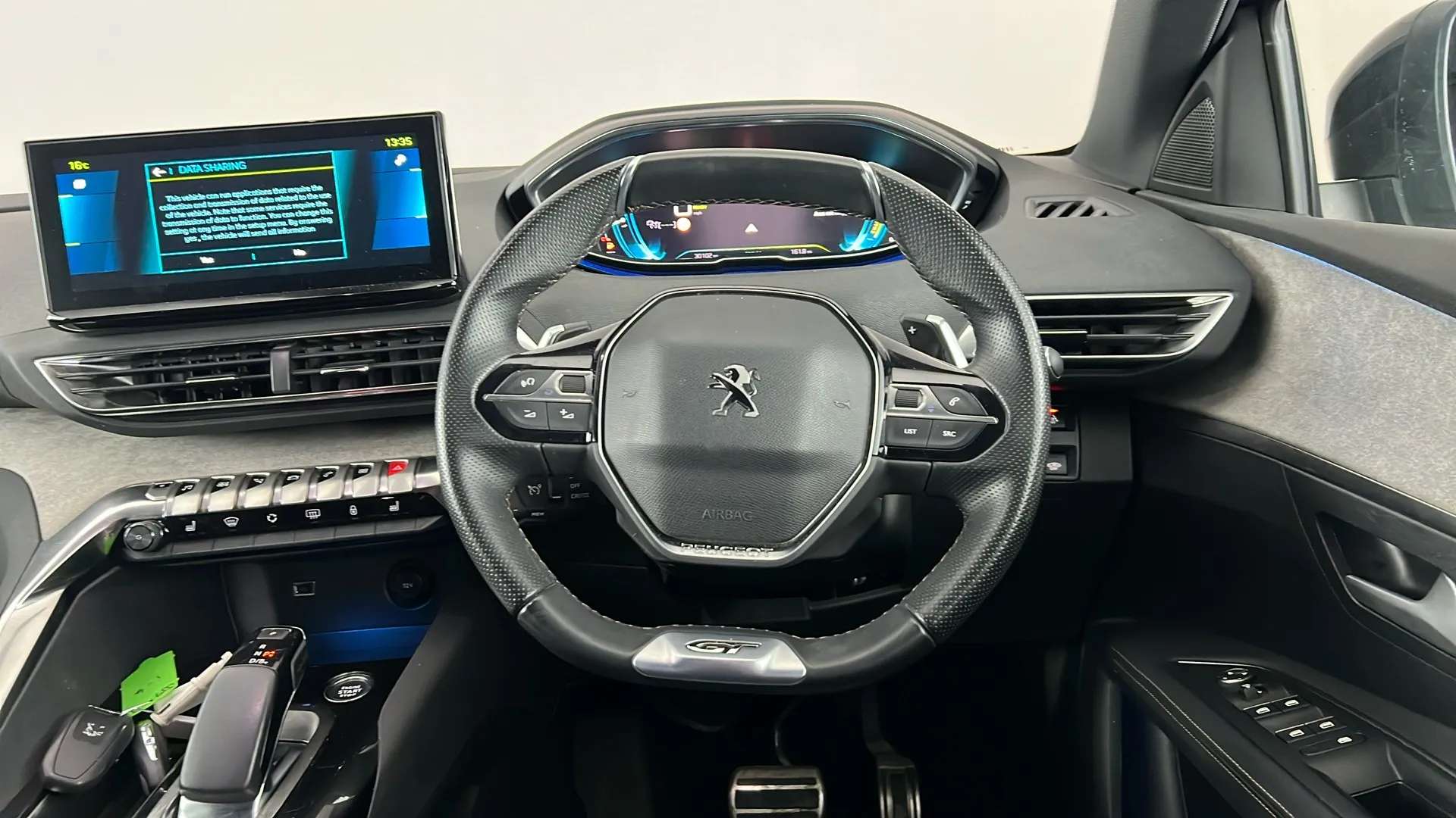 2022 PEUGEOT 3008 2022 PEUGEOT 3008