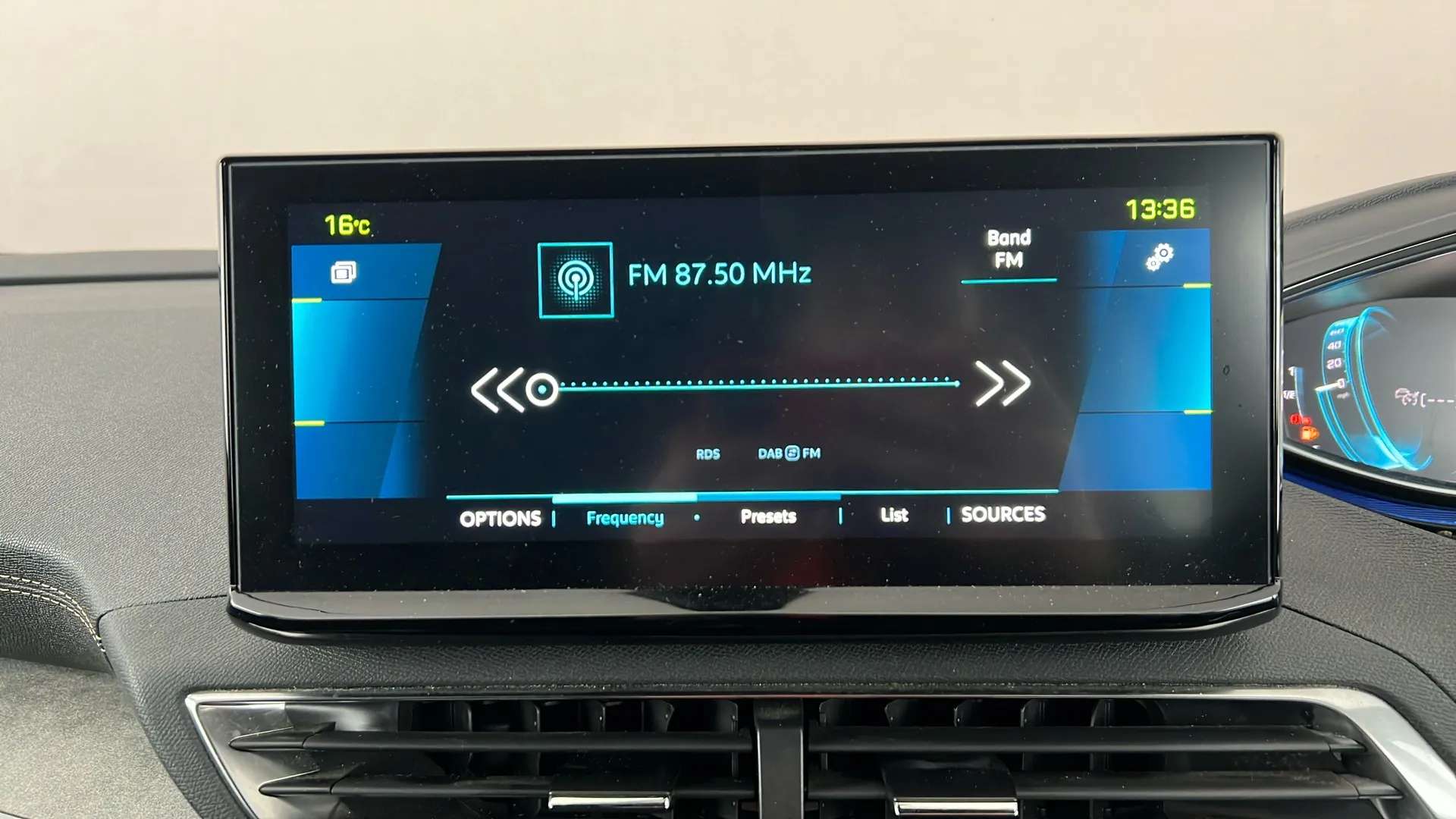 2022 PEUGEOT 3008 2022 PEUGEOT 3008
