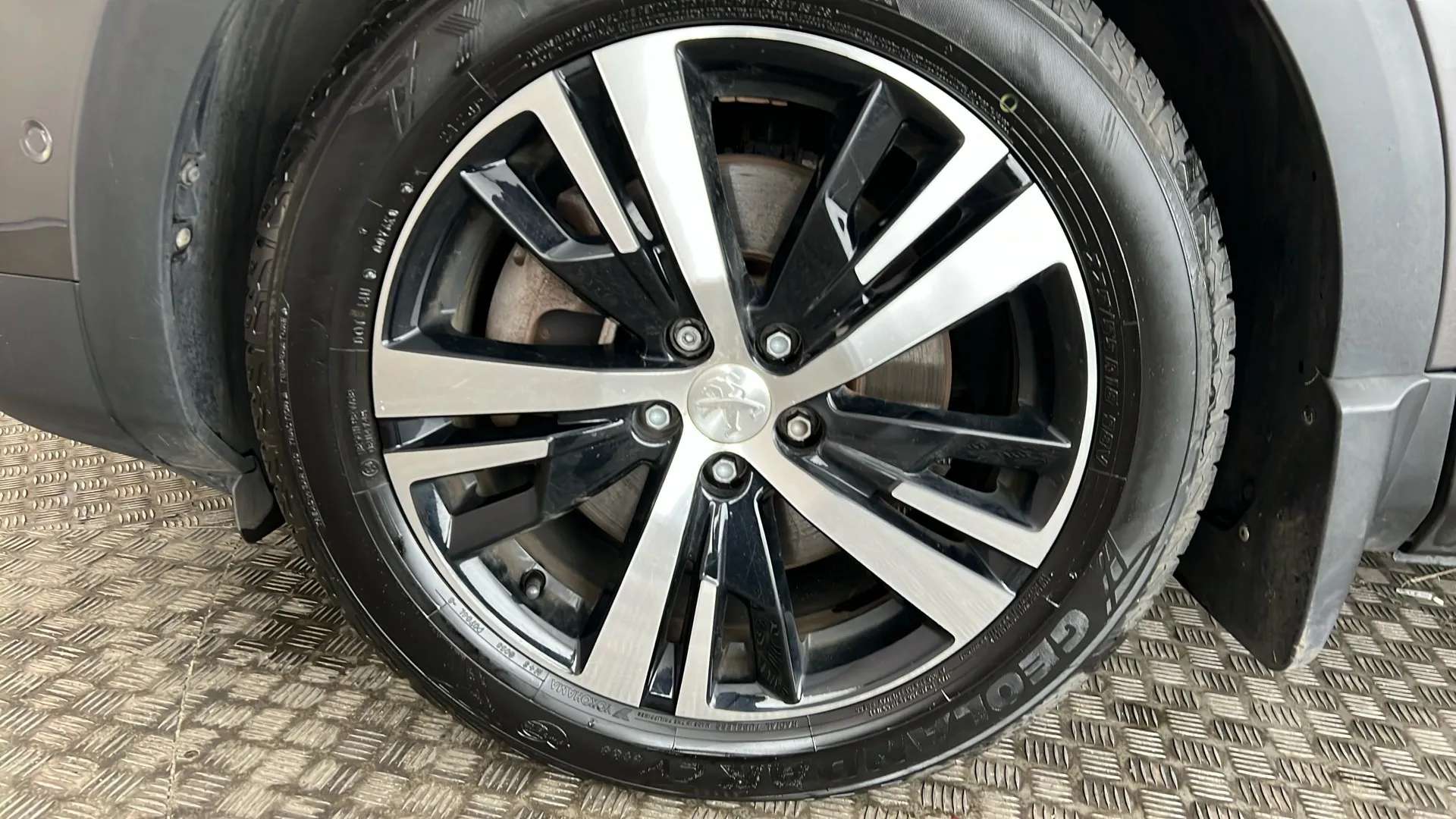 2022 PEUGEOT 3008 2022 PEUGEOT 3008