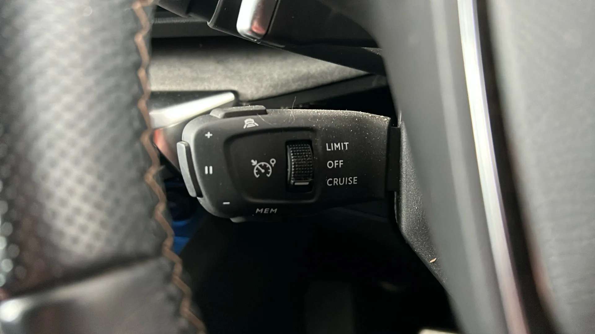 2022 PEUGEOT 3008 2022 PEUGEOT 3008