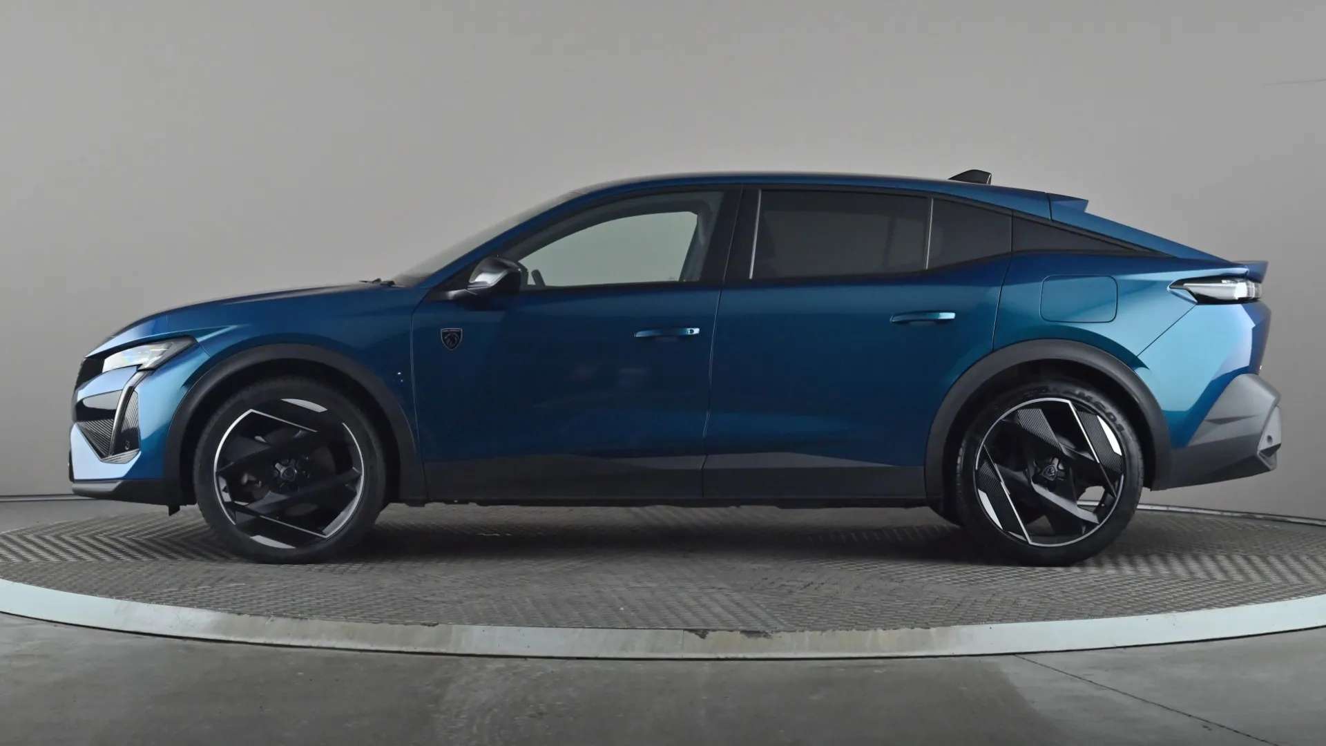 A 2023 PEUGEOT 408 1.6 Plug-in Hybrid 225 GT e-EAT8 A 2023 PEUGEOT 408 1.6 Plug-in Hybrid 225 GT e-EAT8