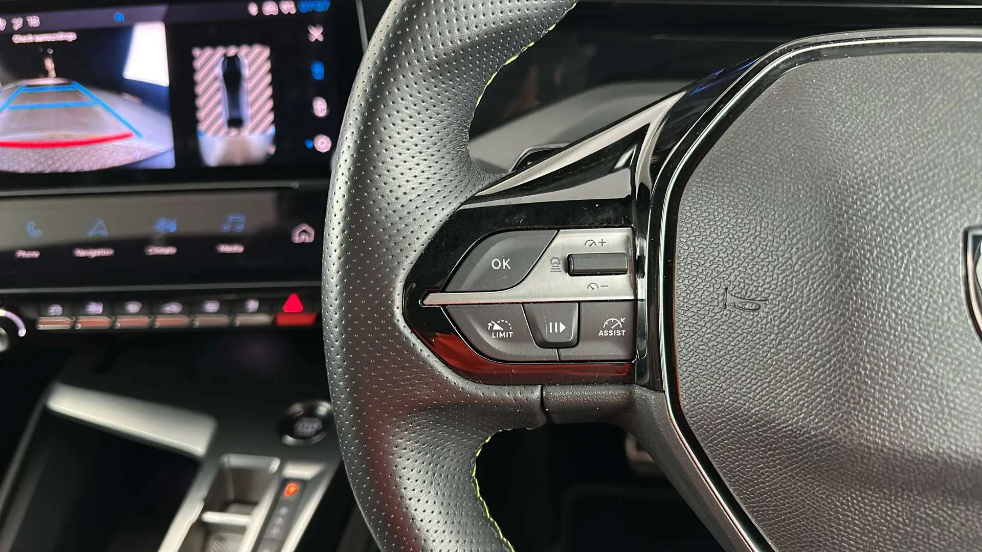2023 PEUGEOT 408 2023 PEUGEOT 408