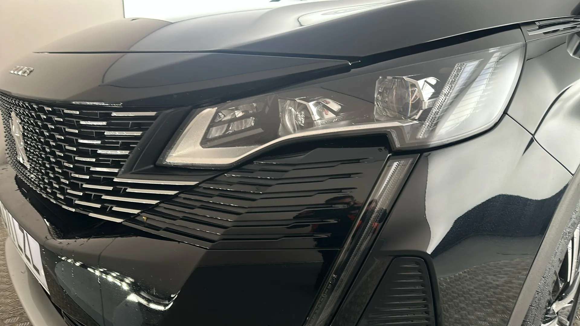 2021 PEUGEOT 3008 2021 PEUGEOT 3008