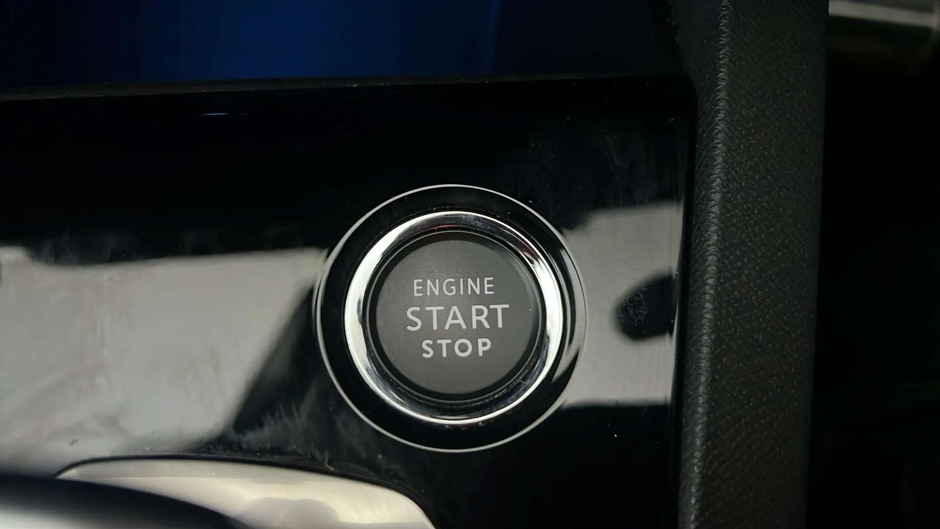2022 PEUGEOT 3008 2022 PEUGEOT 3008