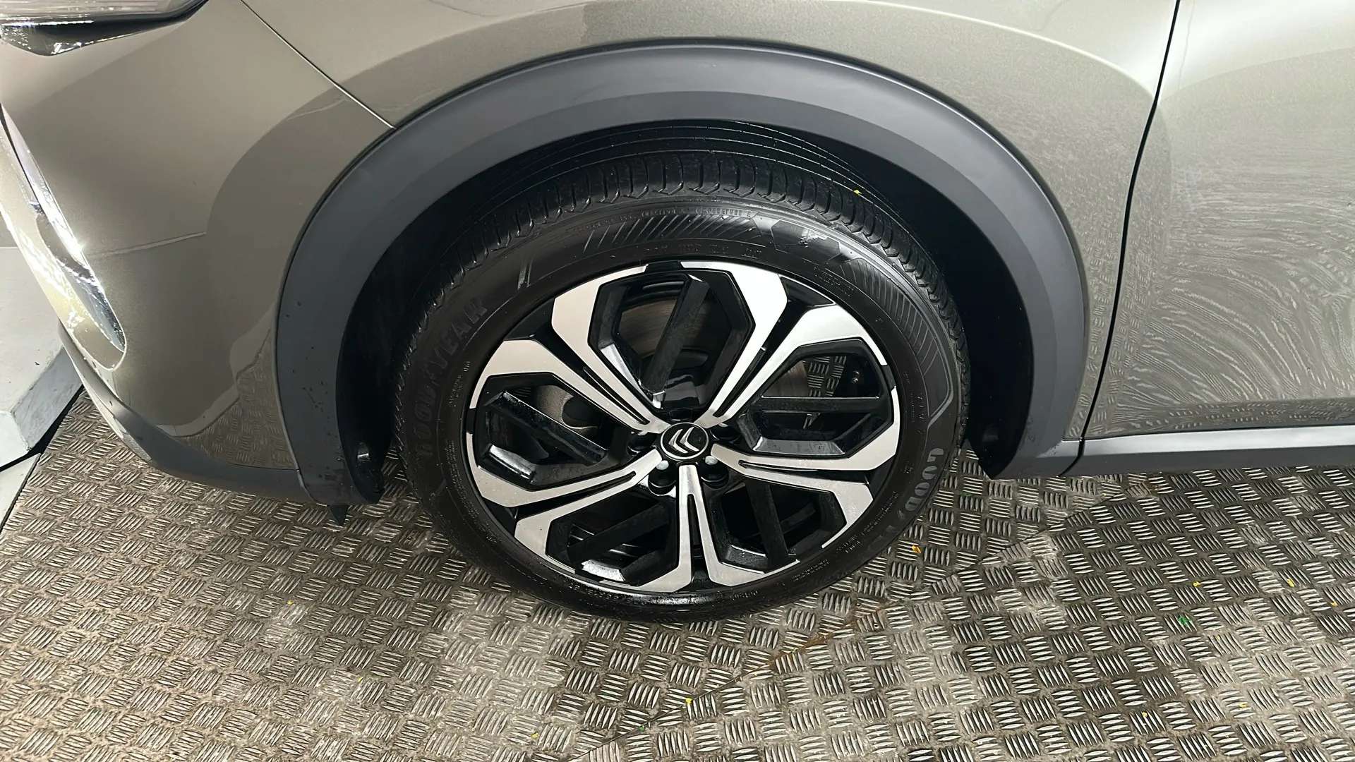 2025 CITROEN C5 X 2025 CITROEN C5 X