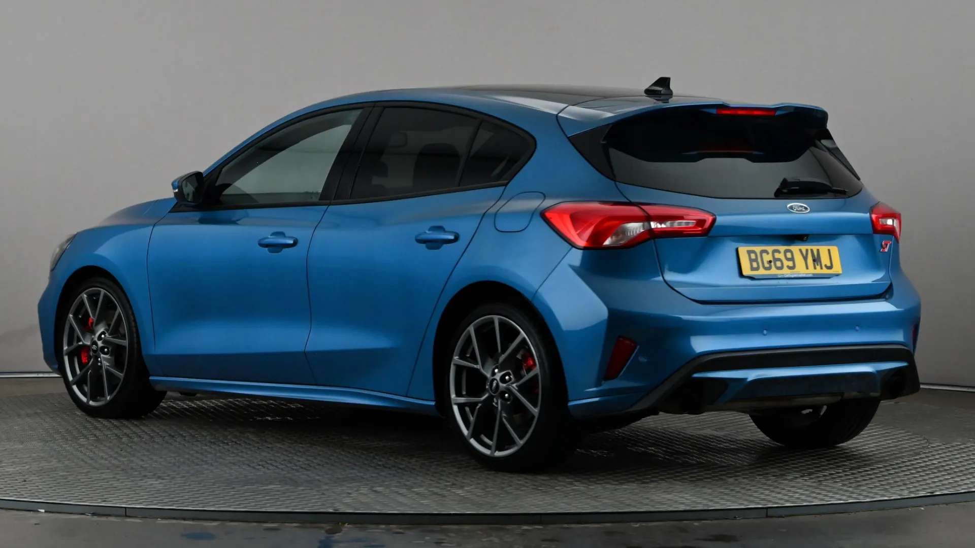 A 2019 FORD FOCUS 2.3 EcoBoost ST A 2019 FORD FOCUS 2.3 EcoBoost ST