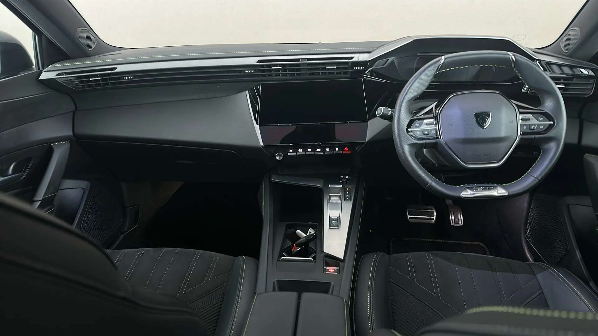 2024 PEUGEOT 408 2024 PEUGEOT 408