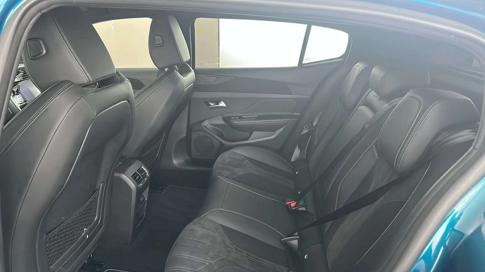 2024 PEUGEOT 408 2024 PEUGEOT 408