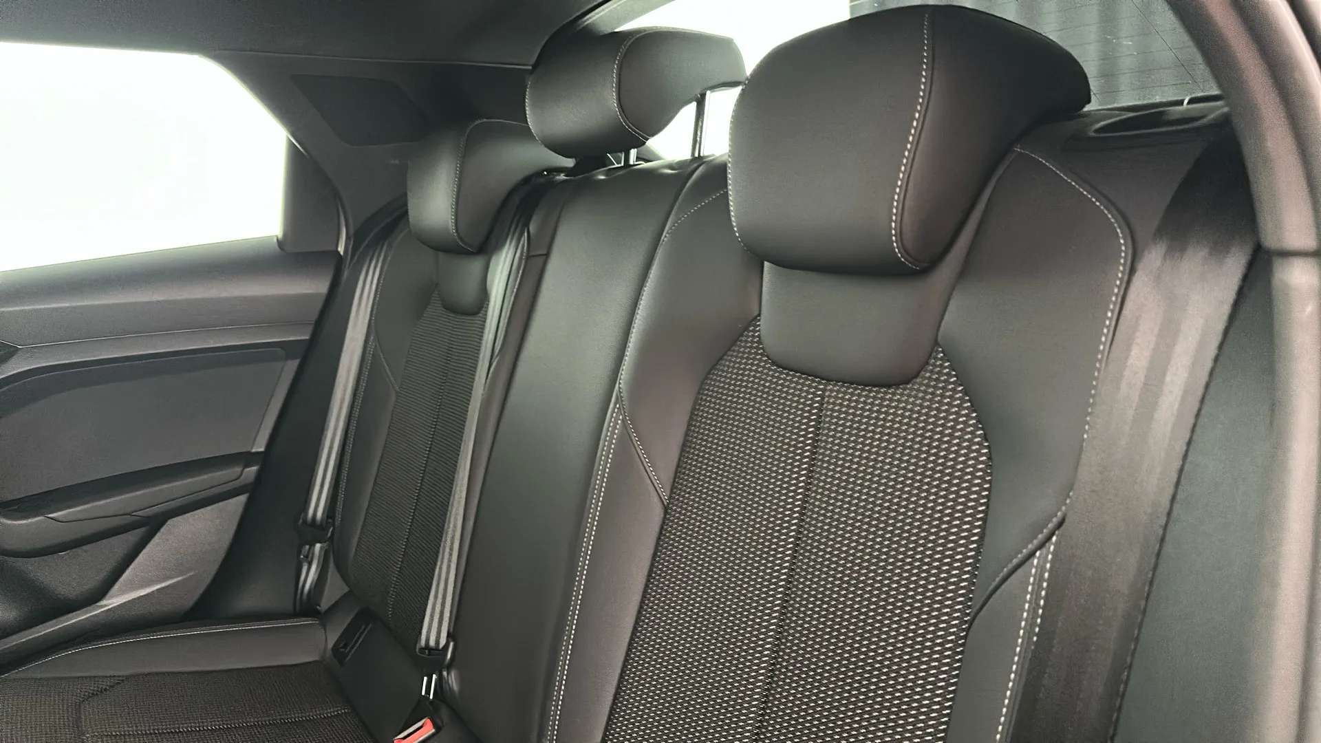 2022 AUDI A1 2022 AUDI A1
