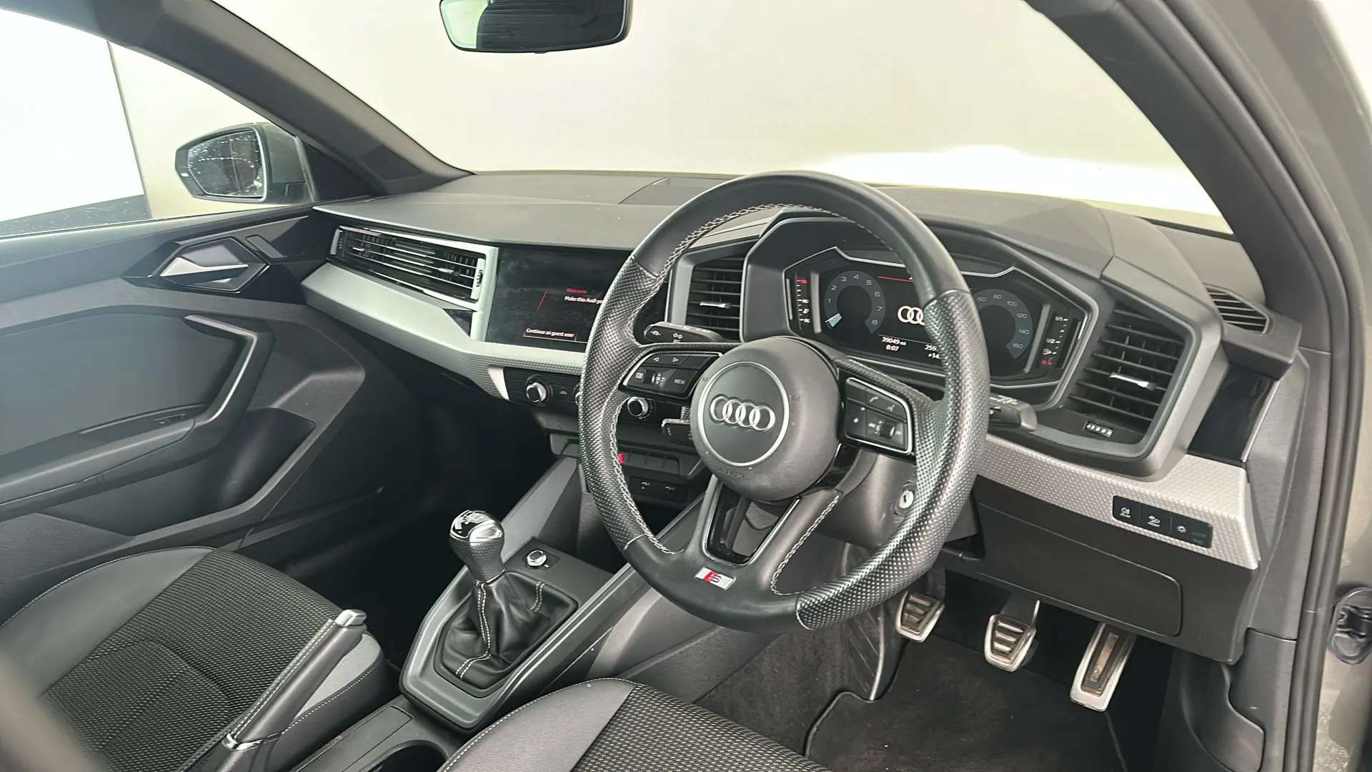 2022 AUDI A1 2022 AUDI A1