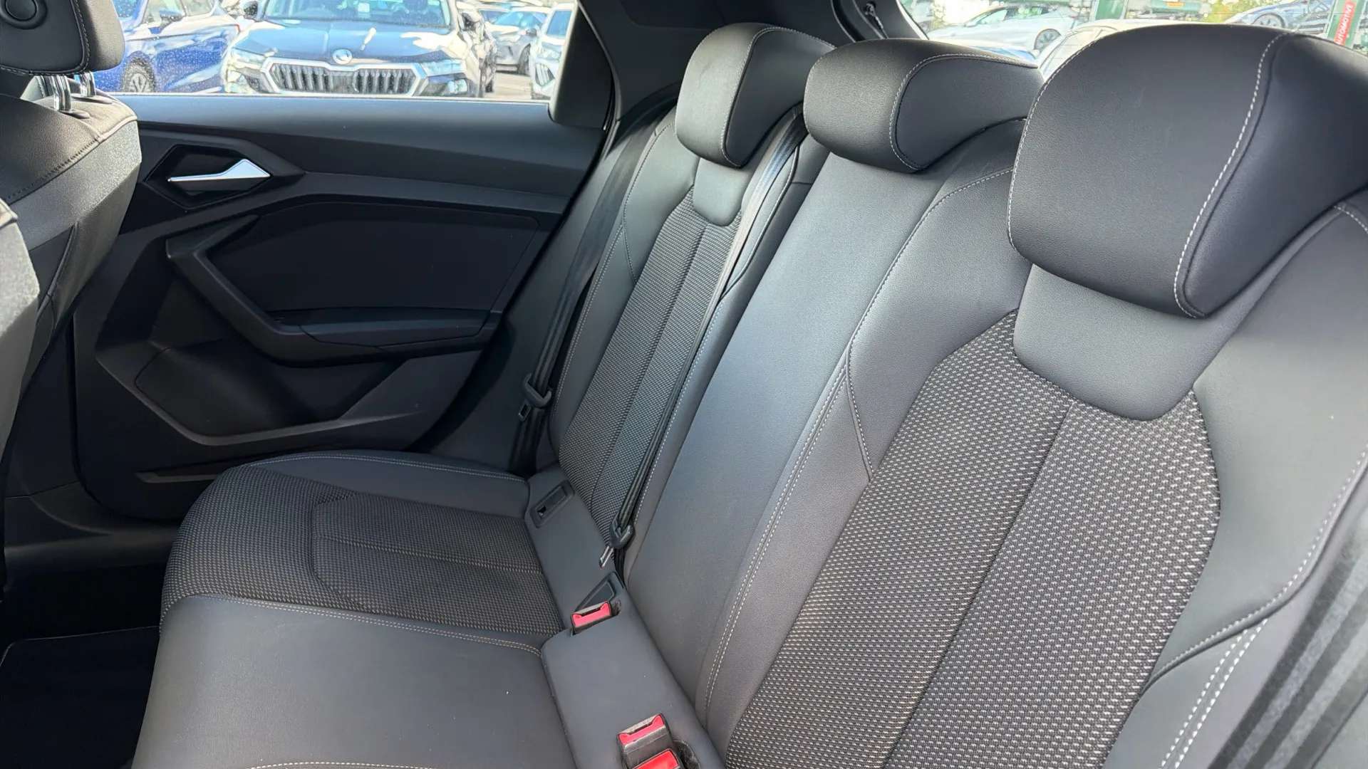 2020 AUDI A1 2020 AUDI A1