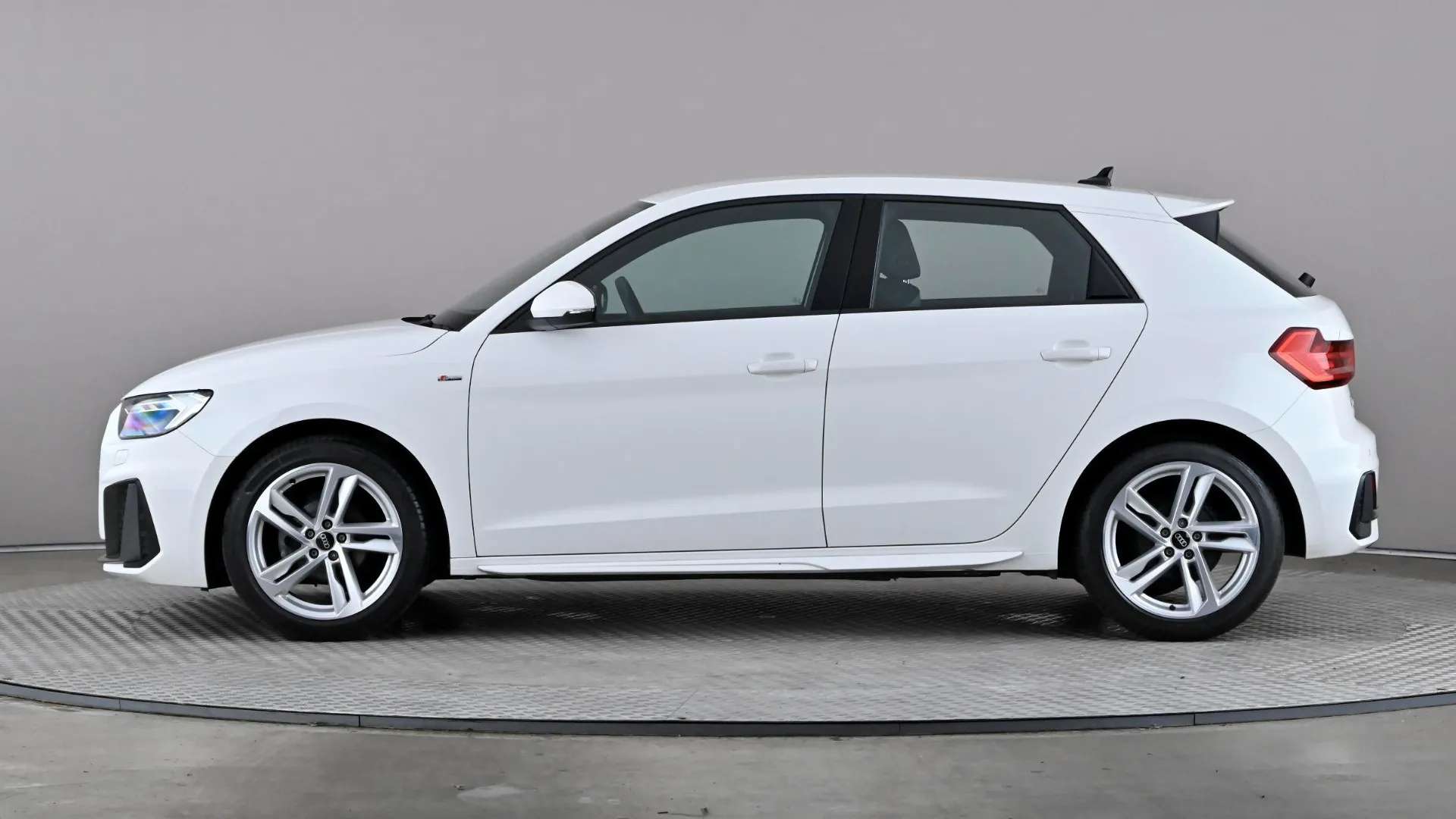 A 2022 AUDI A1 25 TFSI S Line A 2022 AUDI A1 25 TFSI S Line