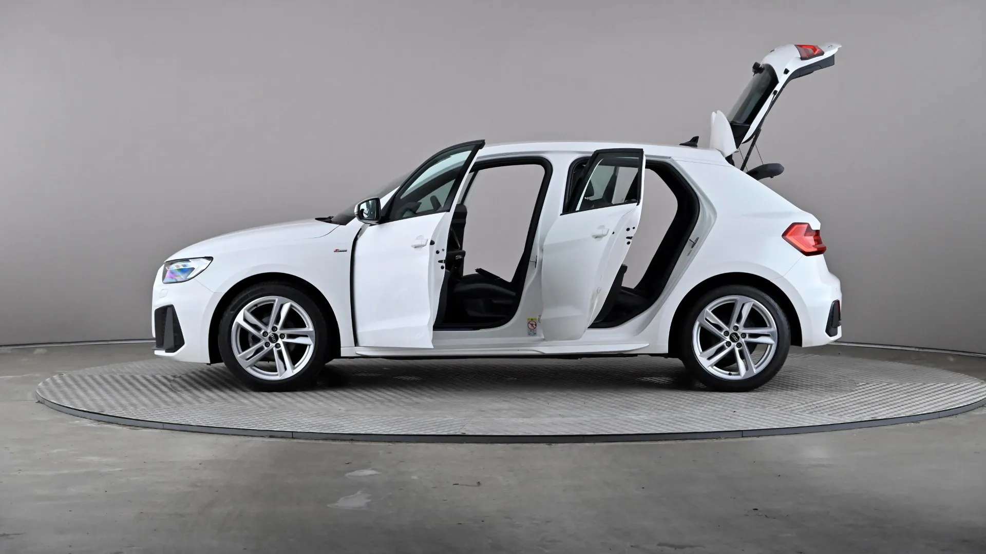 2022 AUDI A1 2022 AUDI A1