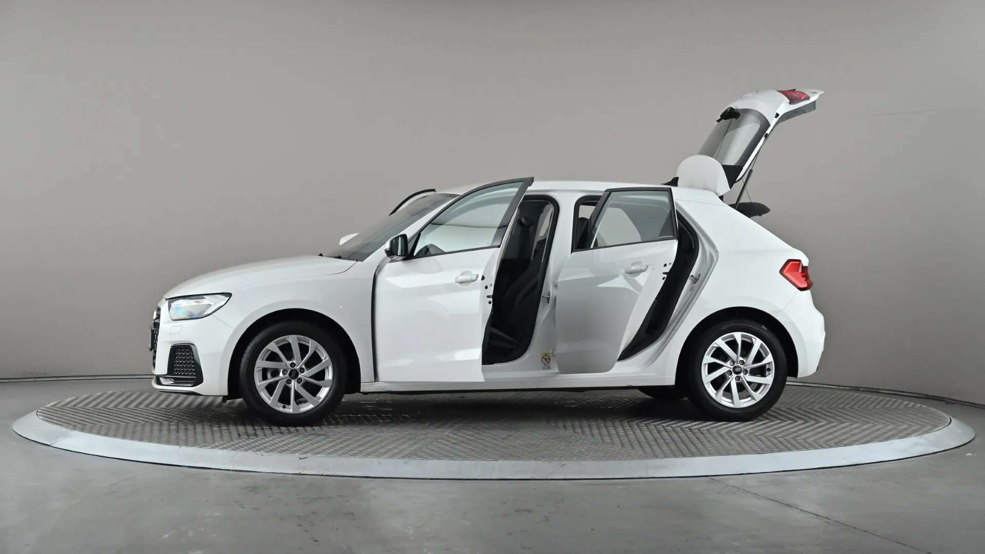 2025 AUDI A1 2025 AUDI A1