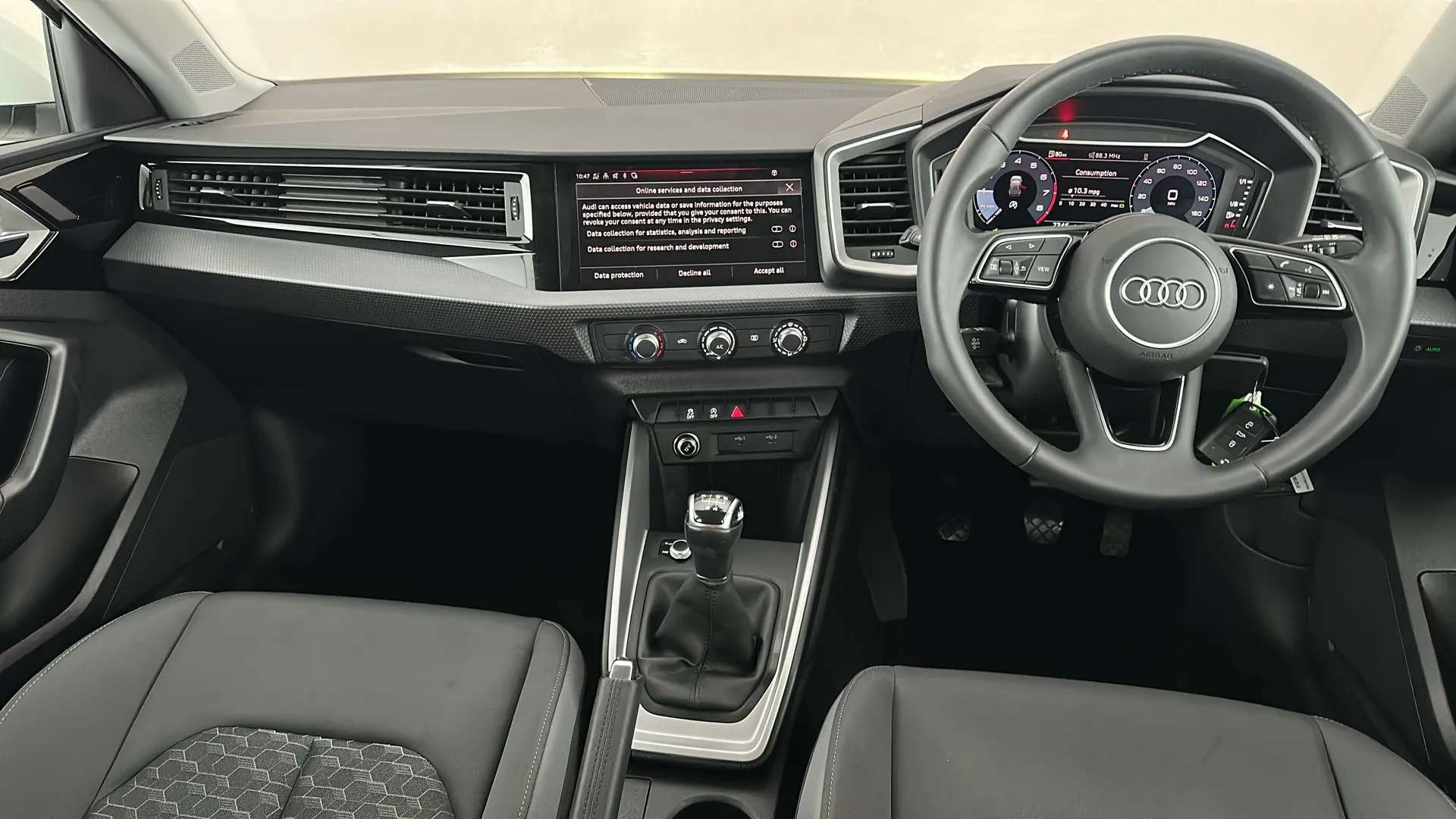 2025 AUDI A1 2025 AUDI A1