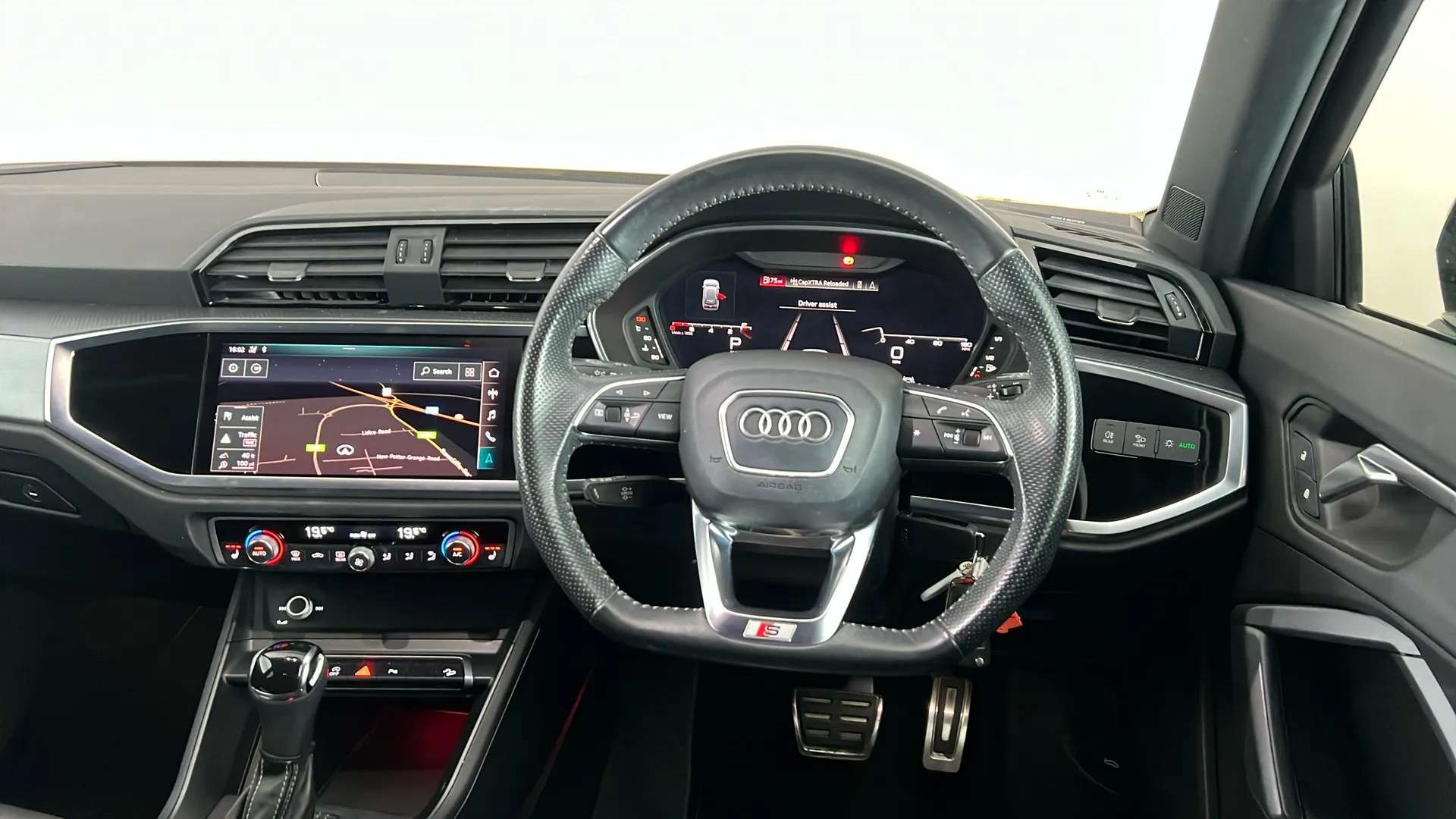 2020 AUDI Q3 2020 AUDI Q3