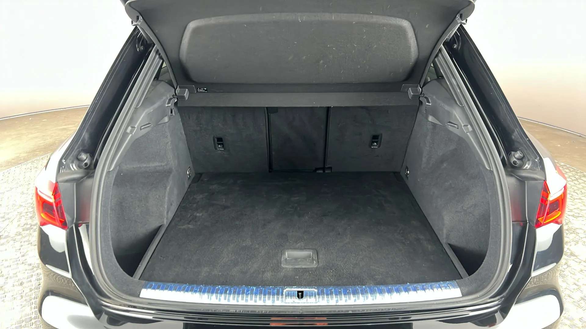 2020 AUDI Q3 2020 AUDI Q3