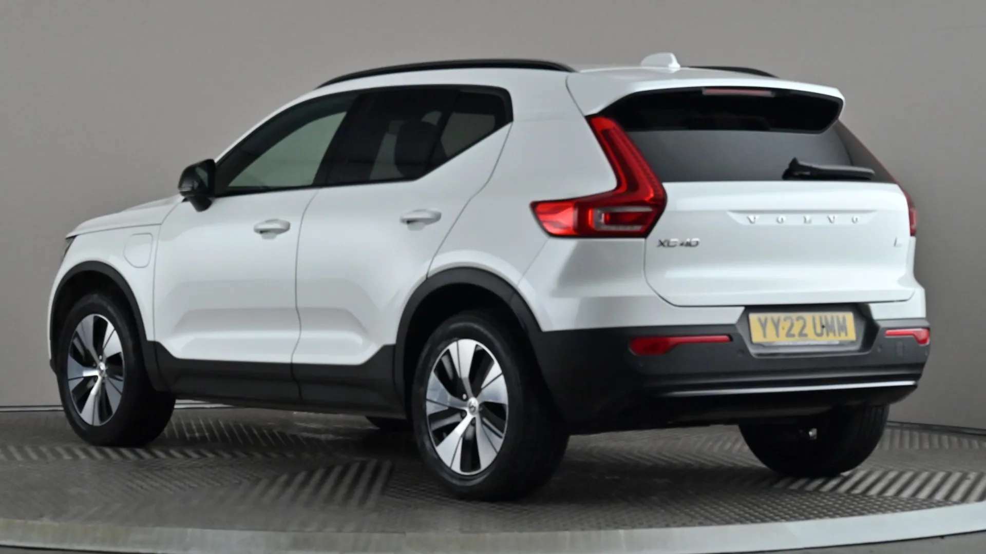 A 2022 VOLVO XC40 1.5 T4 Recharge PHEV Plus Dark Auto A 2022 VOLVO XC40 1.5 T4 Recharge PHEV Plus Dark Auto