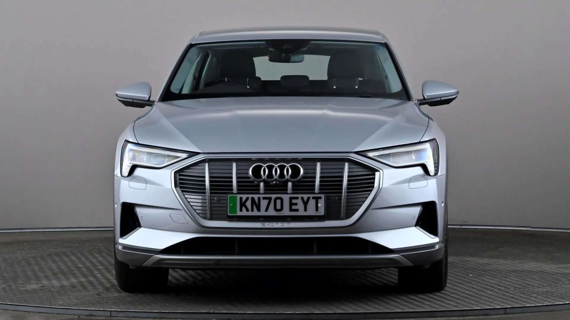 A 2020 AUDI E-TRON 230kW 50 Quattro 71kWh Technik Auto A 2020 AUDI E-TRON 230kW 50 Quattro 71kWh Technik Auto