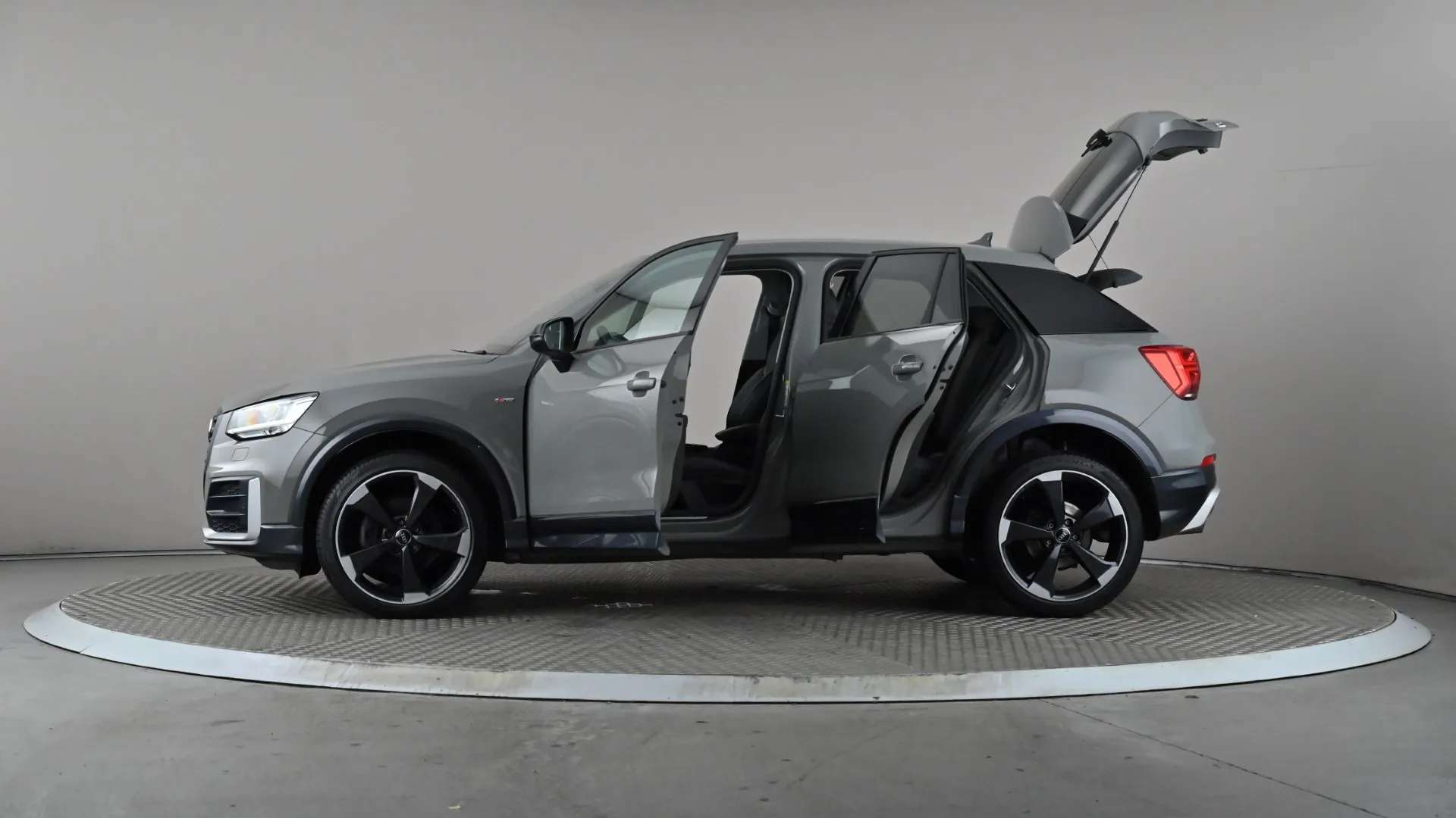 2017 AUDI Q2 2017 AUDI Q2