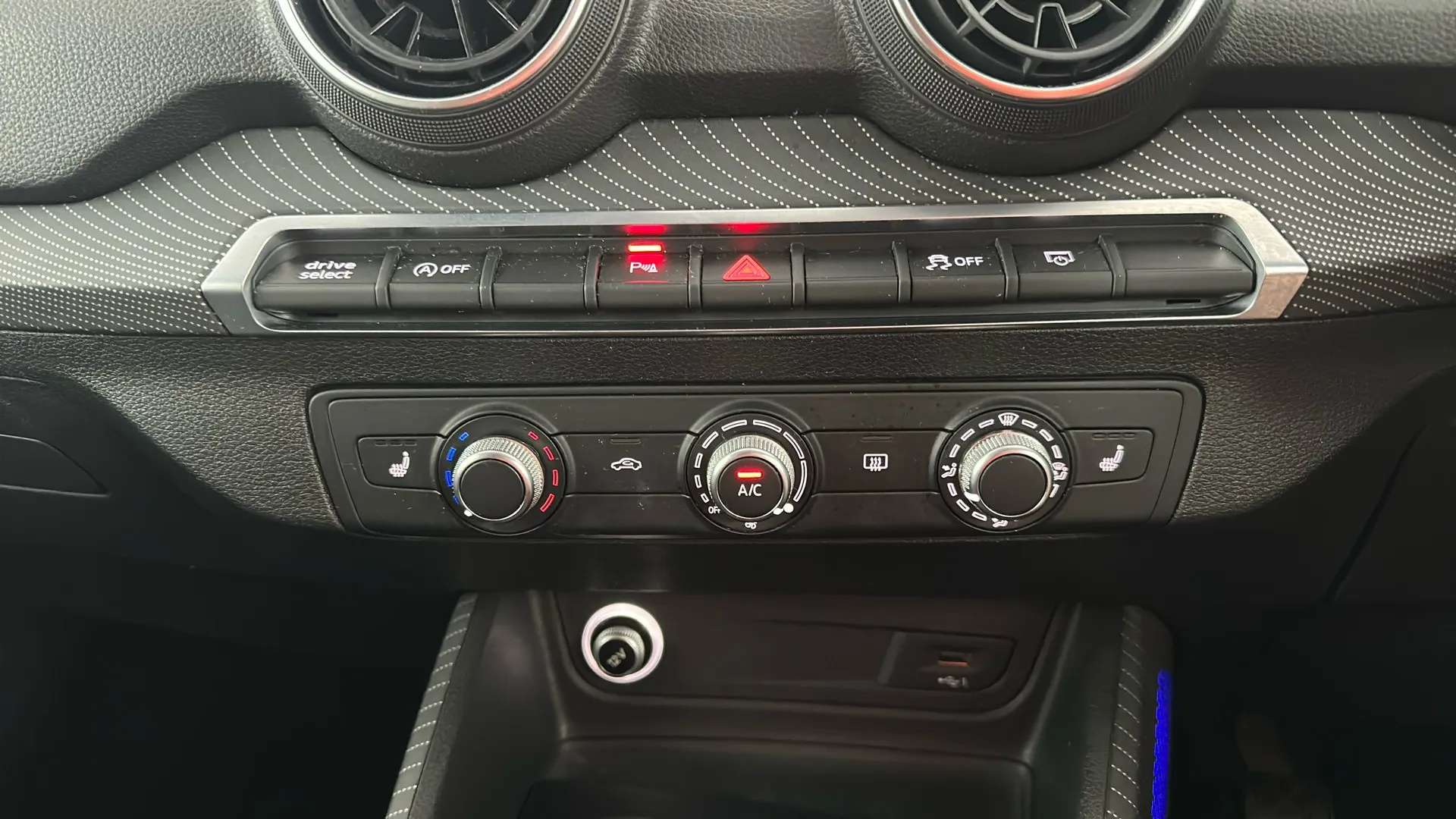 2017 AUDI Q2 2017 AUDI Q2