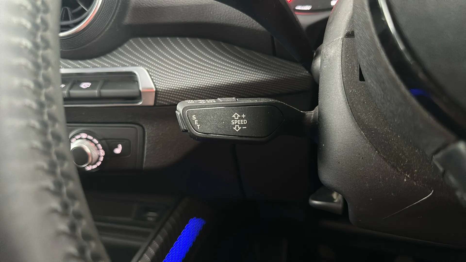 2017 AUDI Q2 2017 AUDI Q2