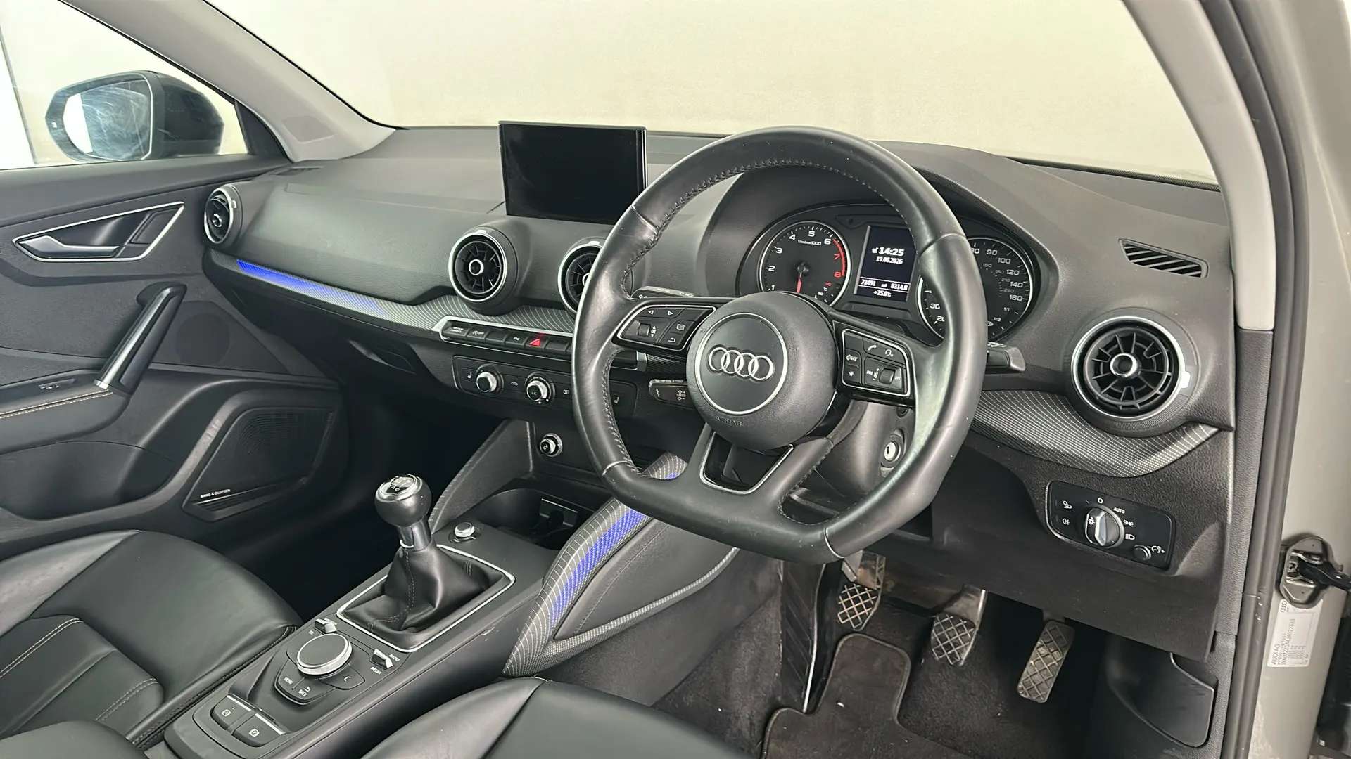 2017 AUDI Q2 2017 AUDI Q2