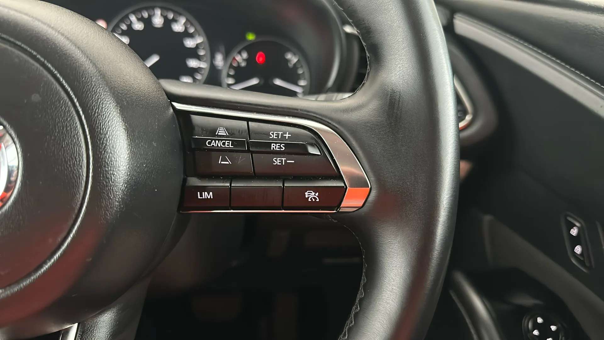 2024 MAZDA CX-30 2024 MAZDA CX-30