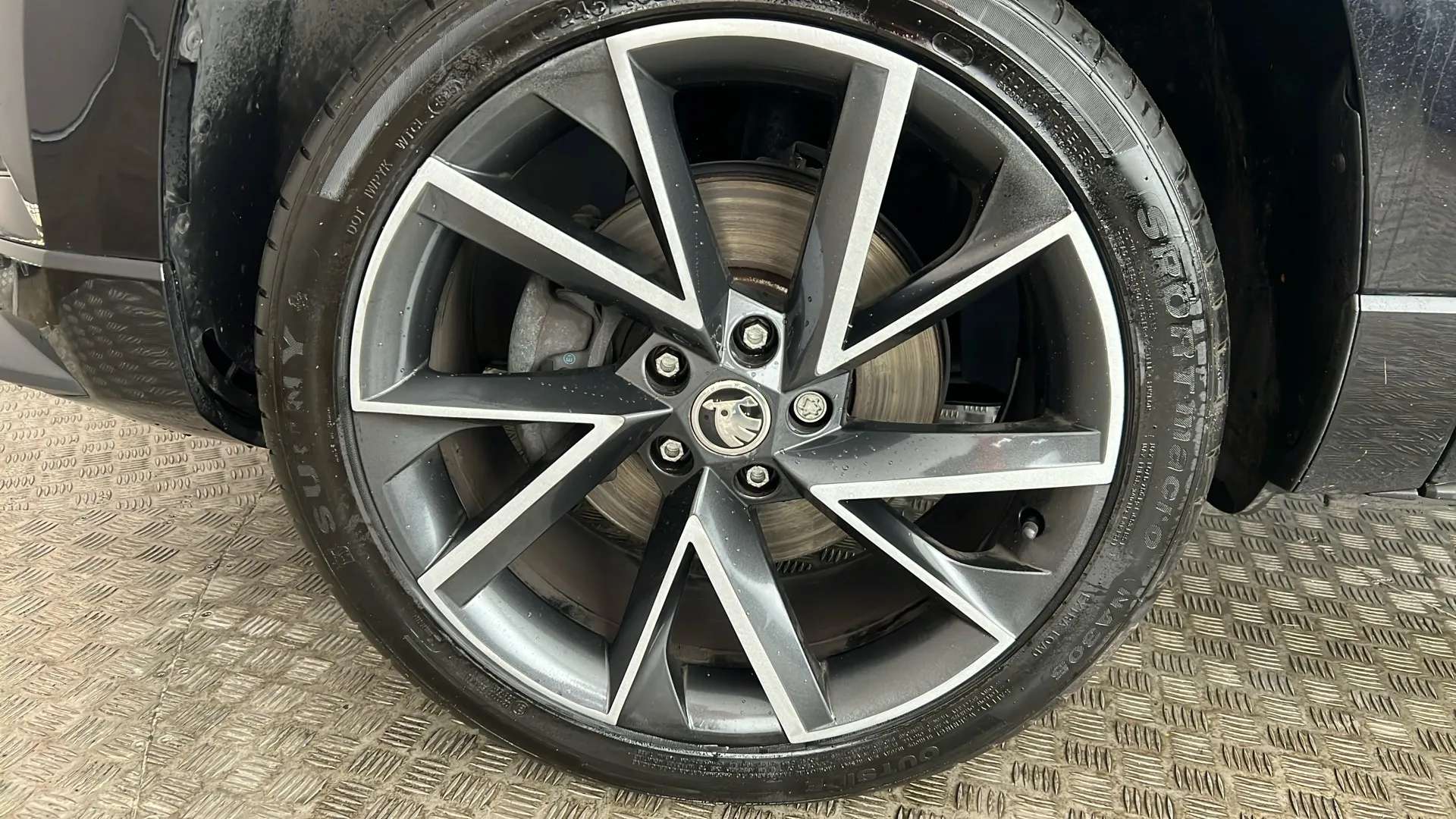2020 SKODA KAROQ 2020 SKODA KAROQ